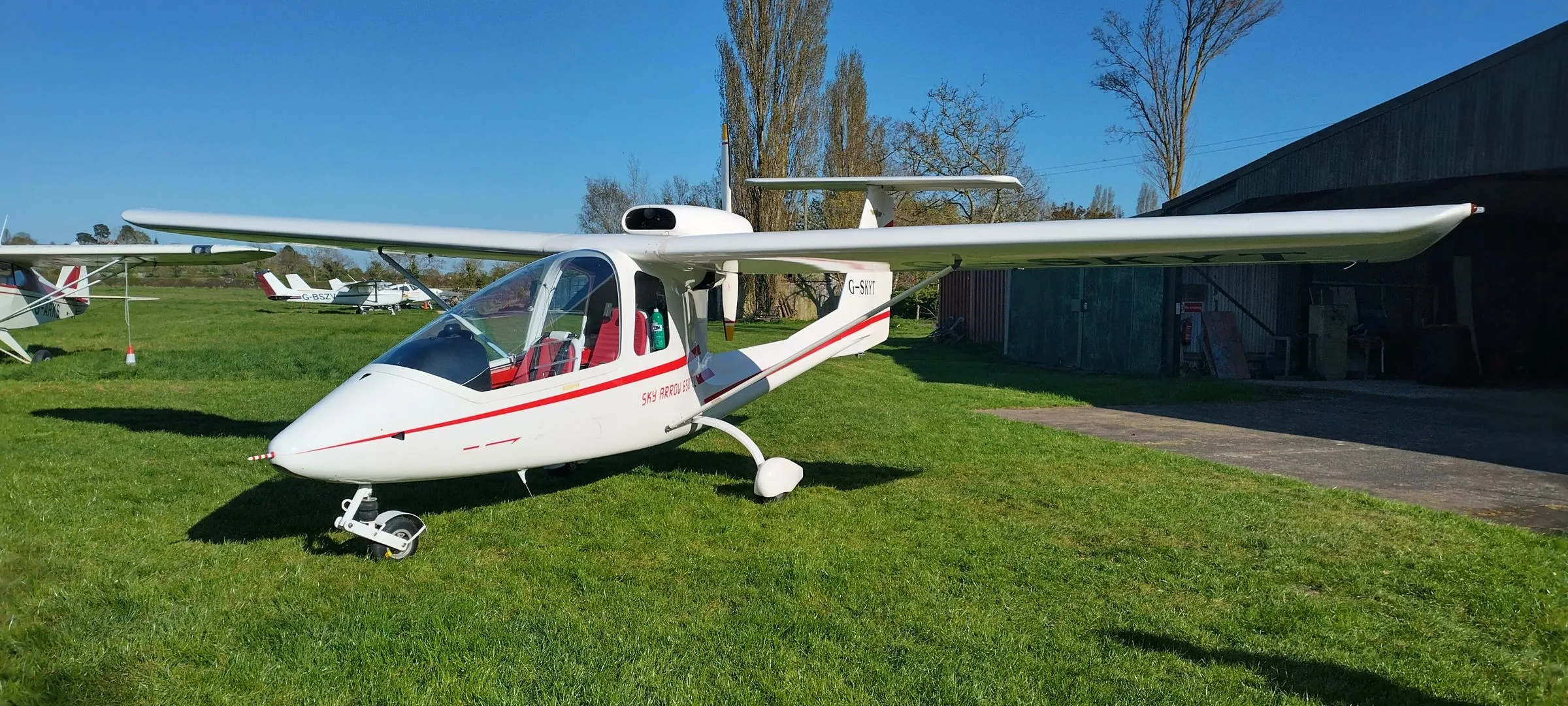 Exterior view of a 1996 3I Sky Arrow 650 TC, G-SKYT.