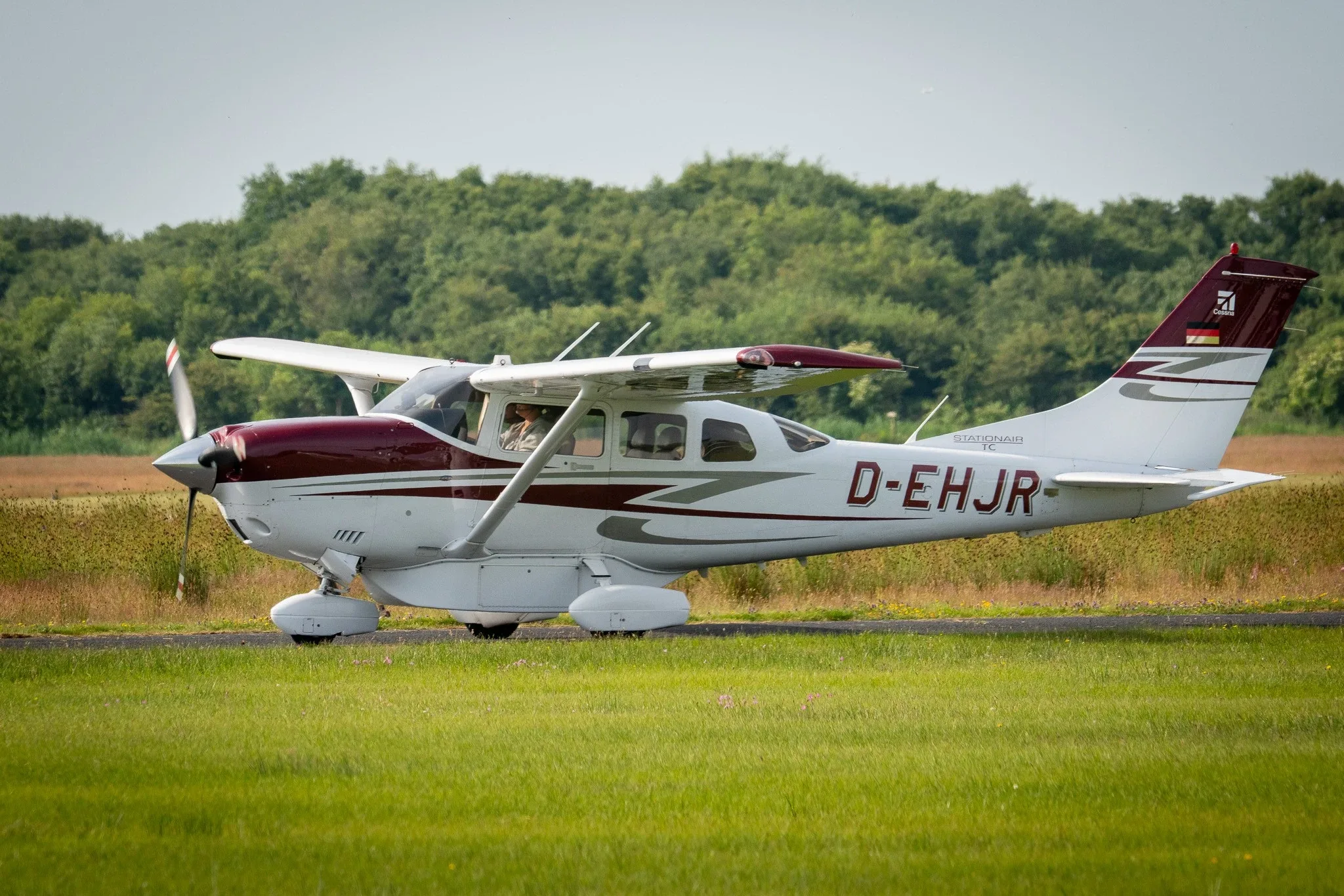 Exterior view of a 2007 Cessna Turbo 206H Stationair.