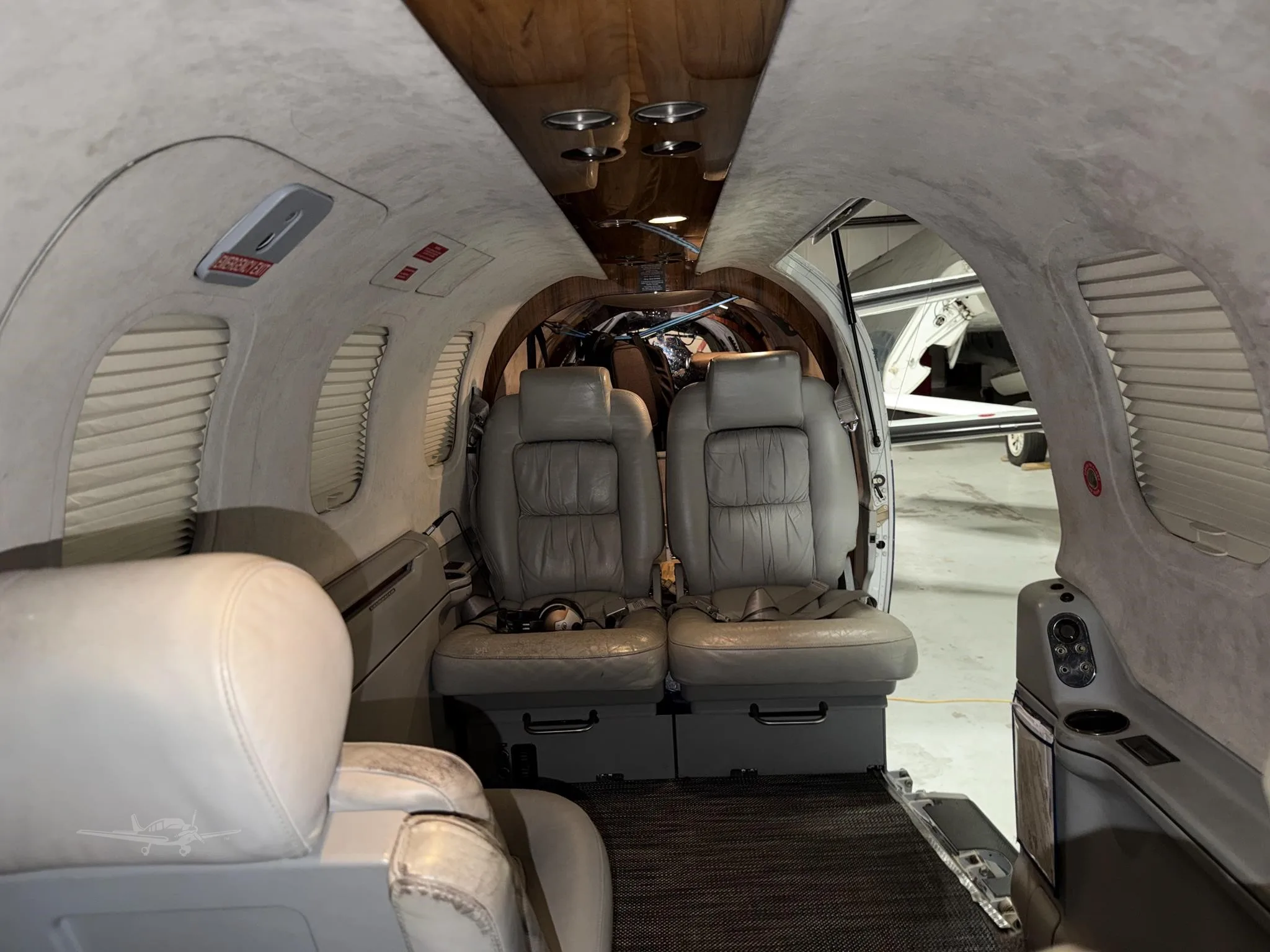 Cabin interior of a 2000 DAHER TBM 700B.
