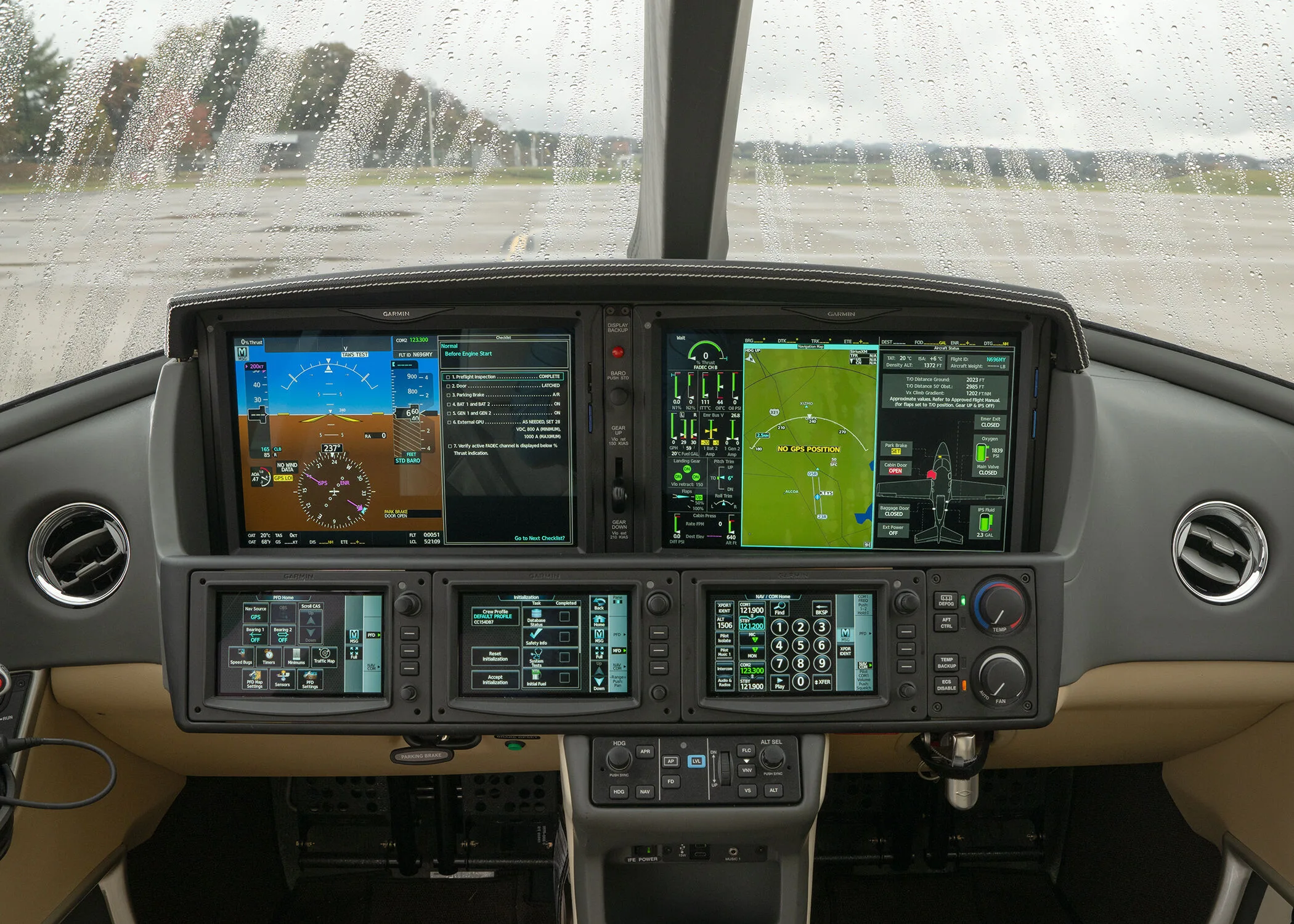 Cockpit and instrument panel of a 2023 Cirrus SF50 G2+ Elite.