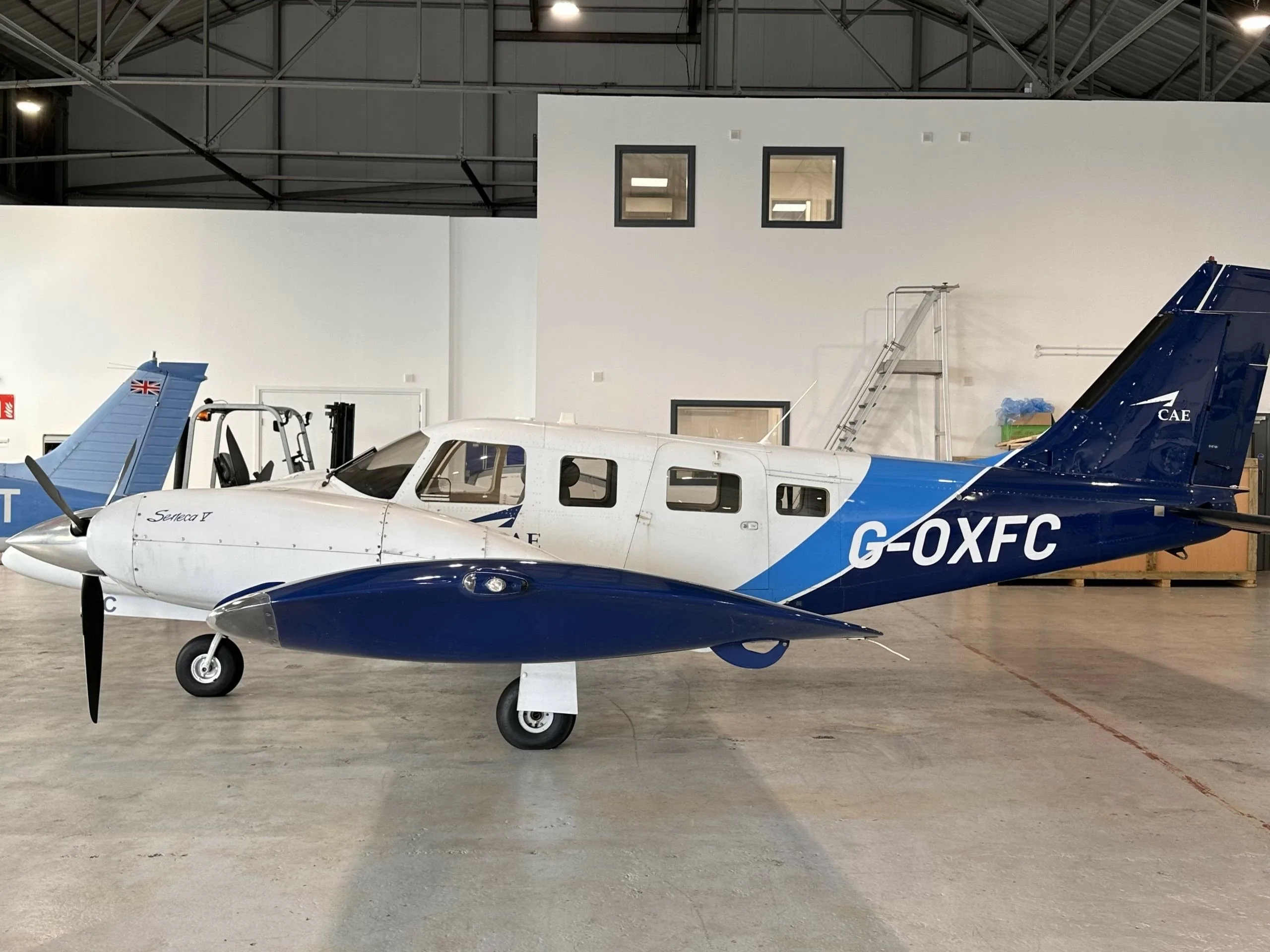 Exterior view of a 2013 Piper Seneca V.
