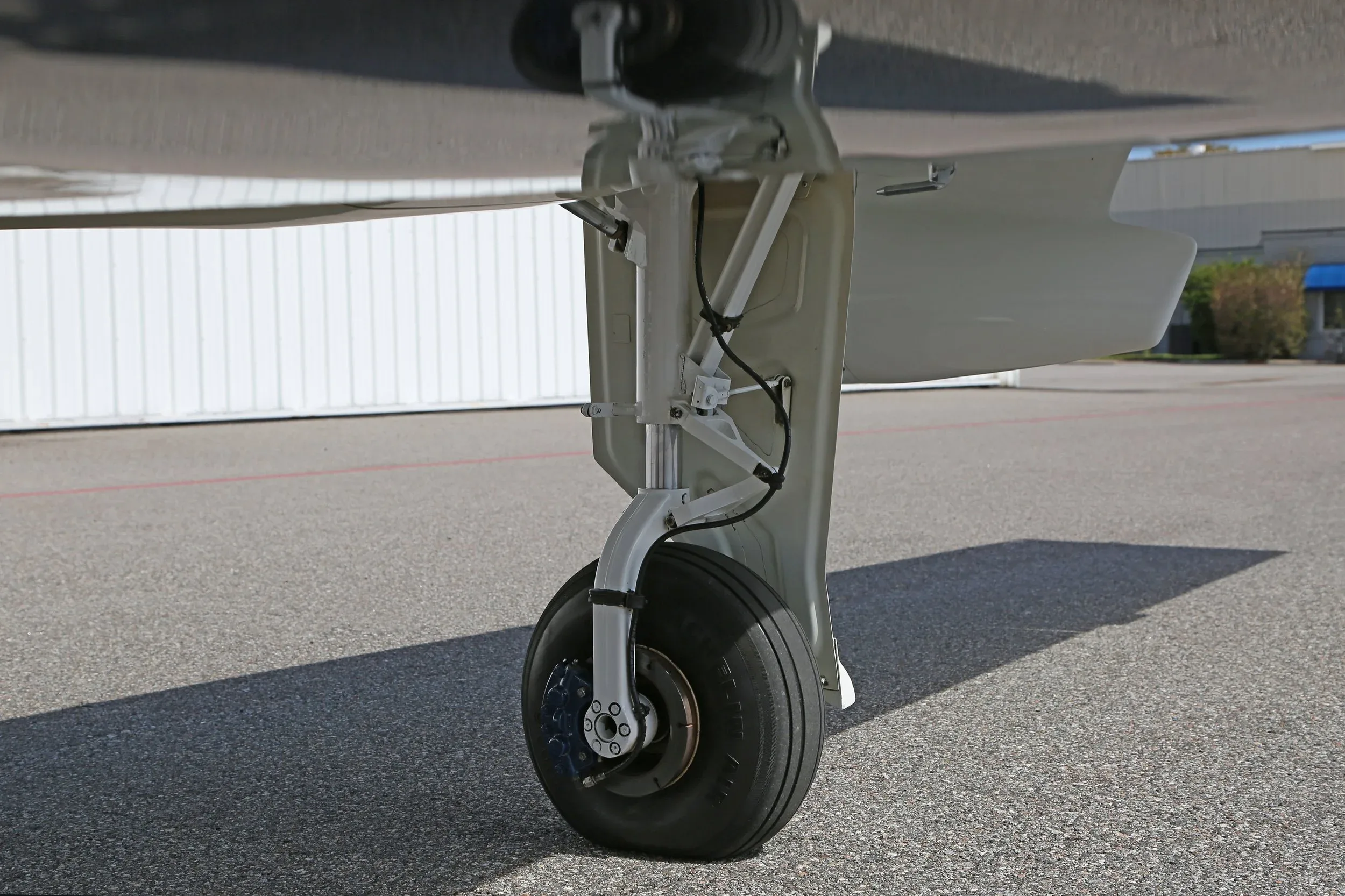 Engine detail of a 2008 Piper MERIDIAN PA-46-500TP.