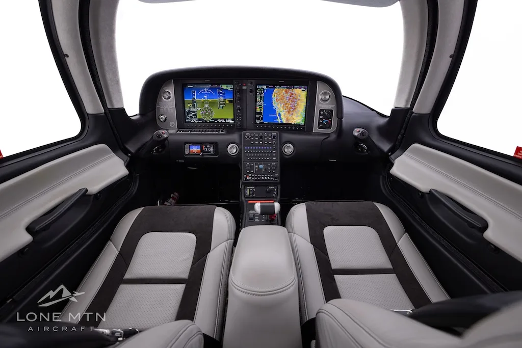Cabin interior of a 2022 Cirrus SR22T G6 GTS.