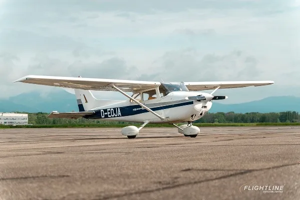 Marketing image of a 1977 Cessna 172N.