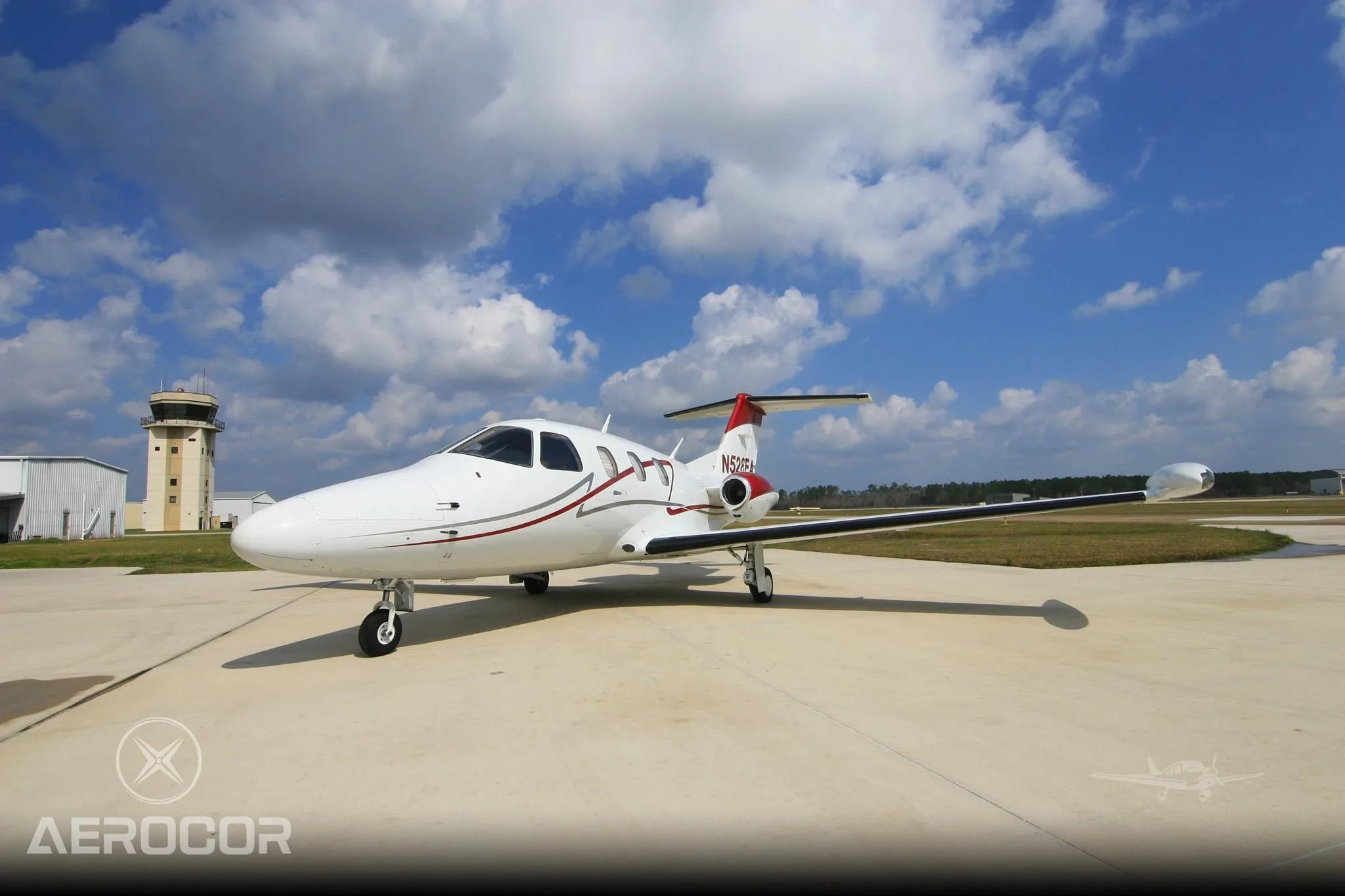 Exterior view of a 2008 ECLIPSE 500, N528EA.