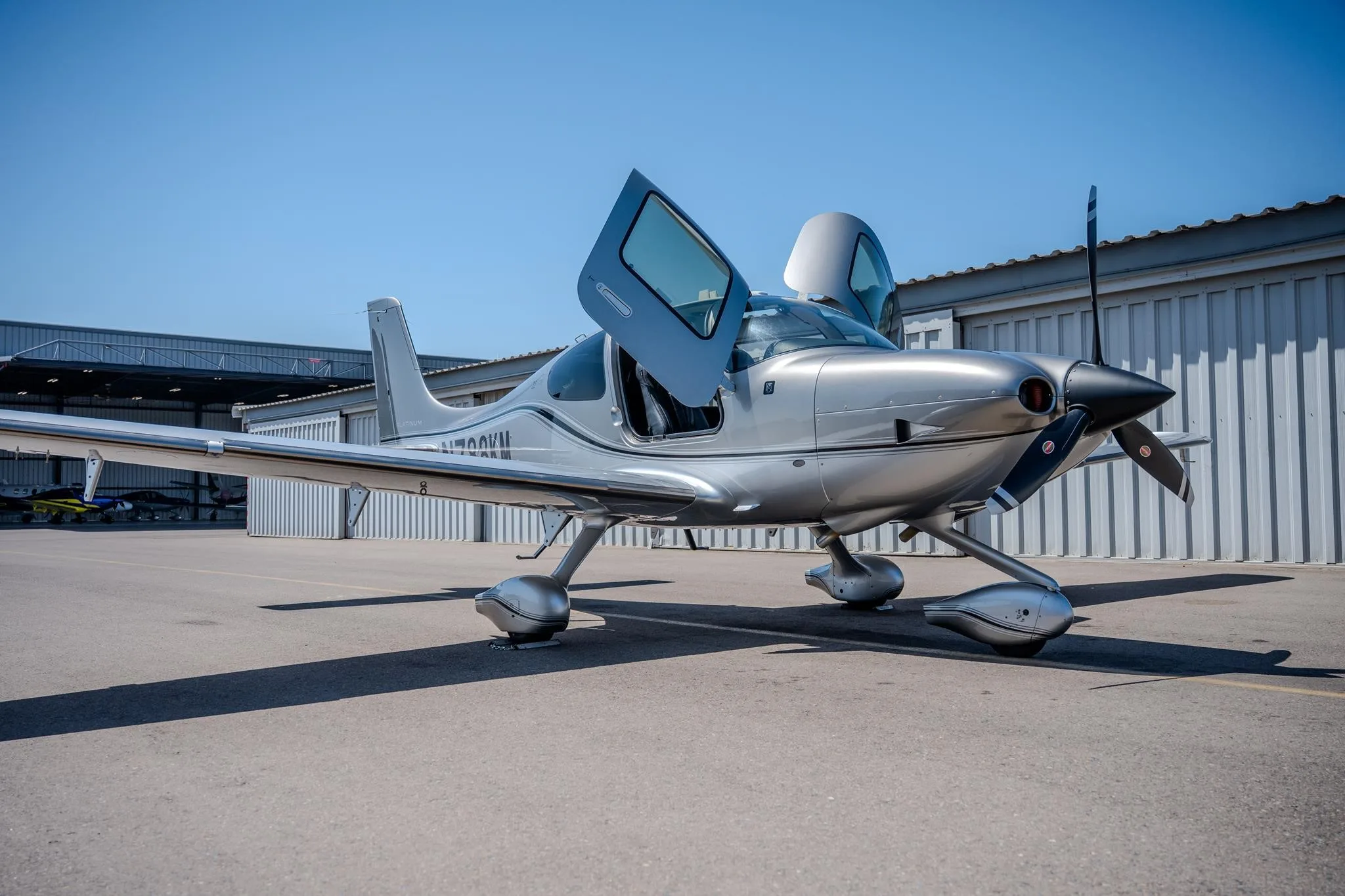 Exterior view of a 2024 Cirrus SR22-G7 TURBO, N24VC.