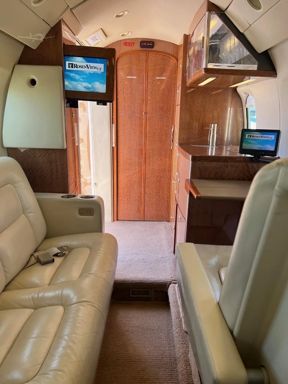 Cabin interior of a 1998 ASTRA/GULFSTREAM ASTRA SPX.
