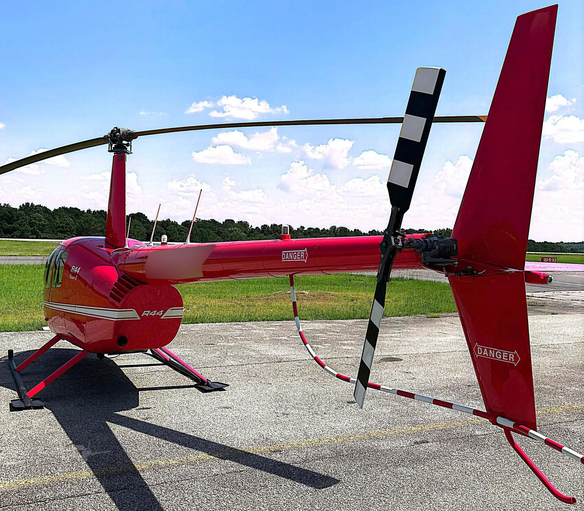 Avionics suite of a 2012 ROBINSON R44 RAVEN II.