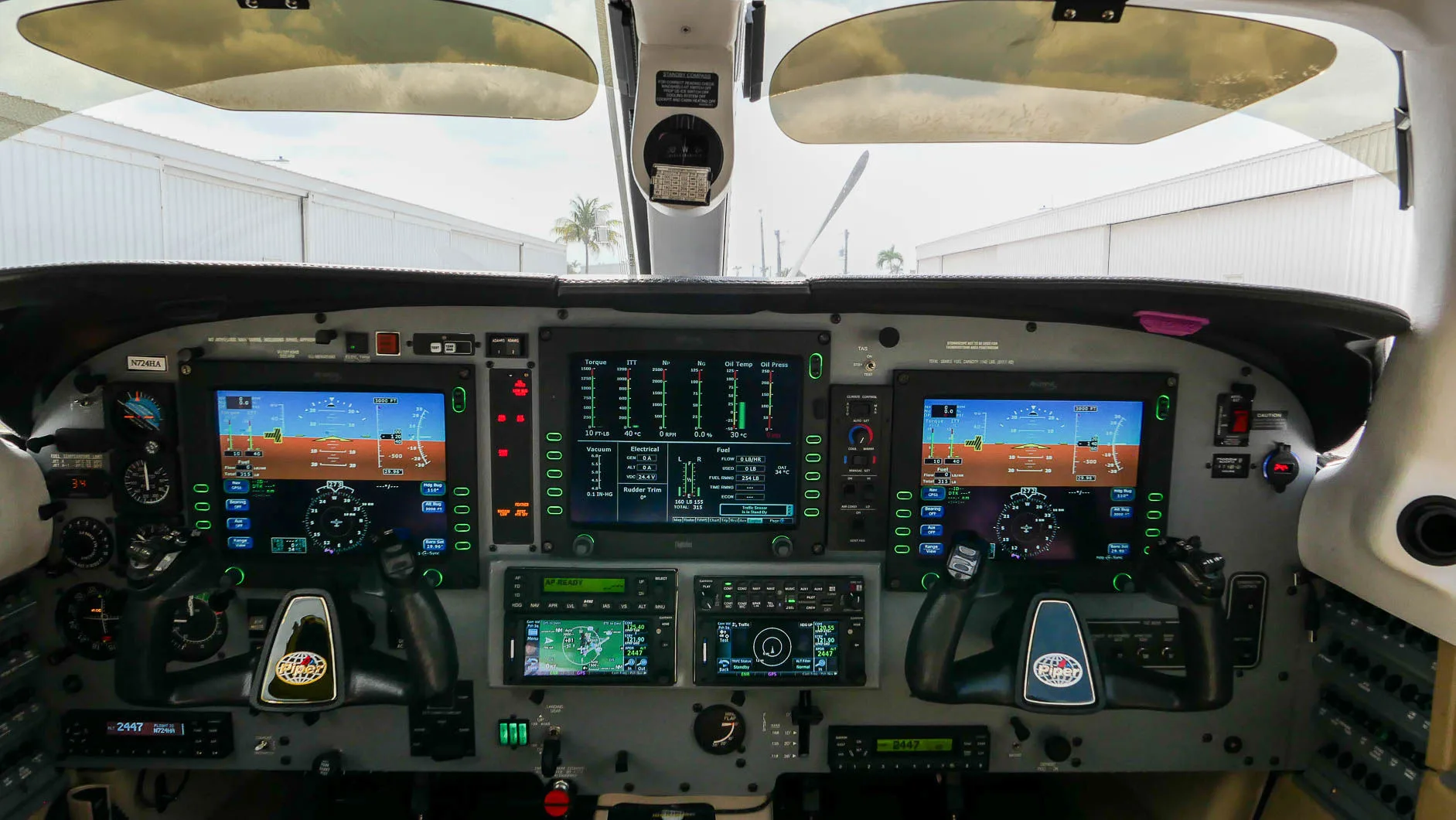 Cockpit and instrument panel of a 2008 Piper PA-46-500TP M500 Meridian.