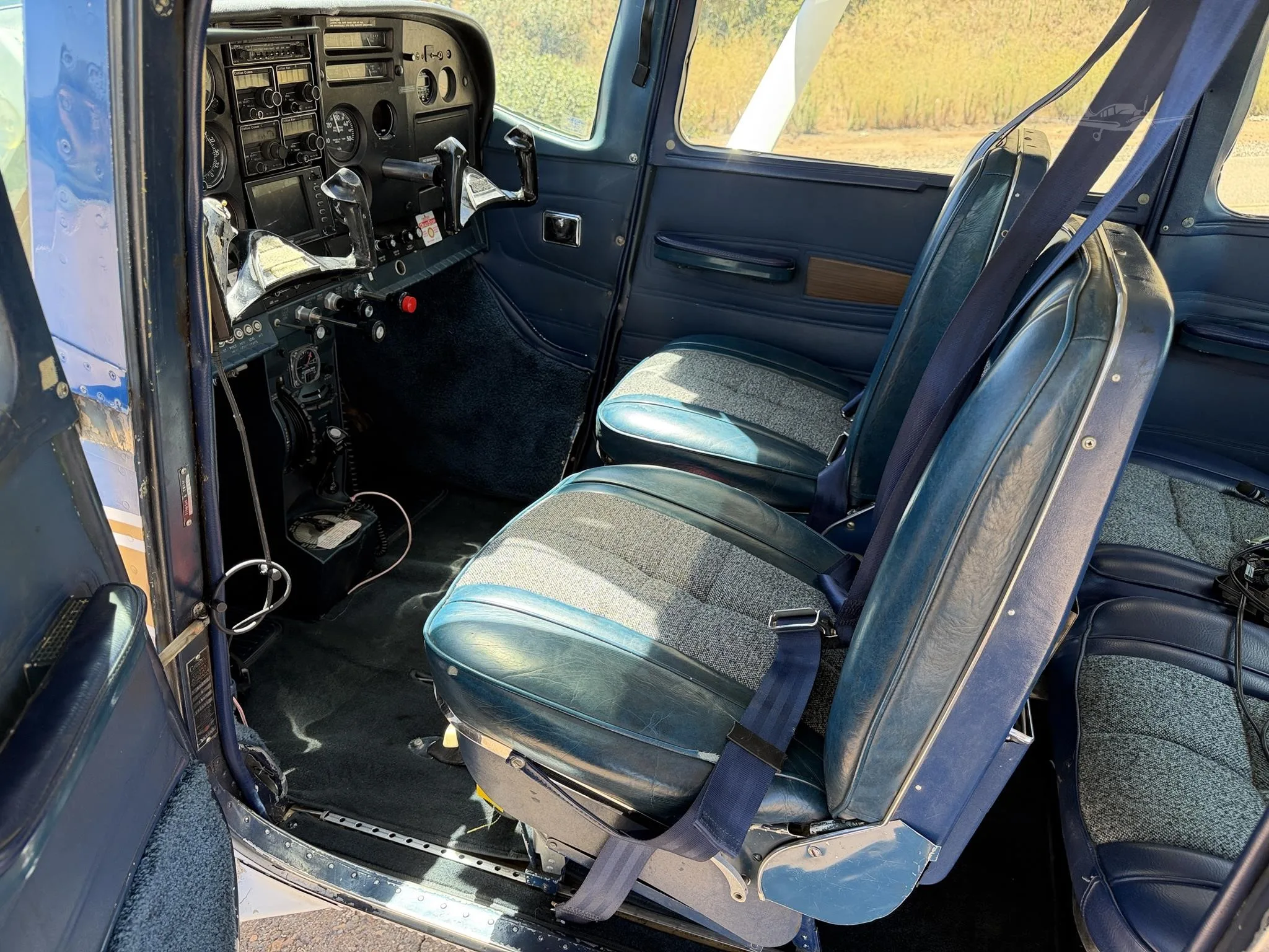 Exterior view of a 1969 CESSNA 182 SKYLANE, N965S.