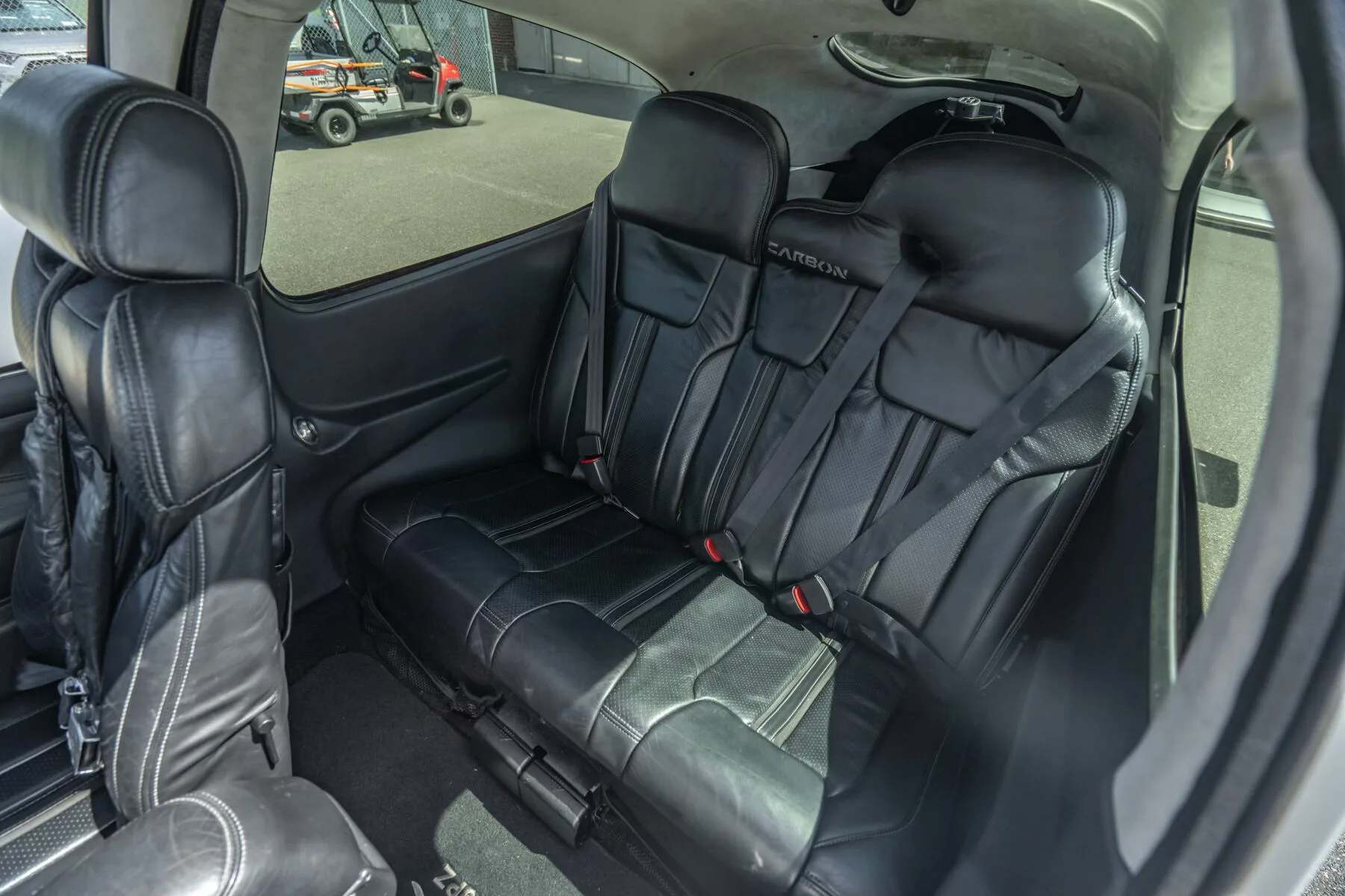 Cabin interior of a 2014 Cirrus SR22-G5 GTS.