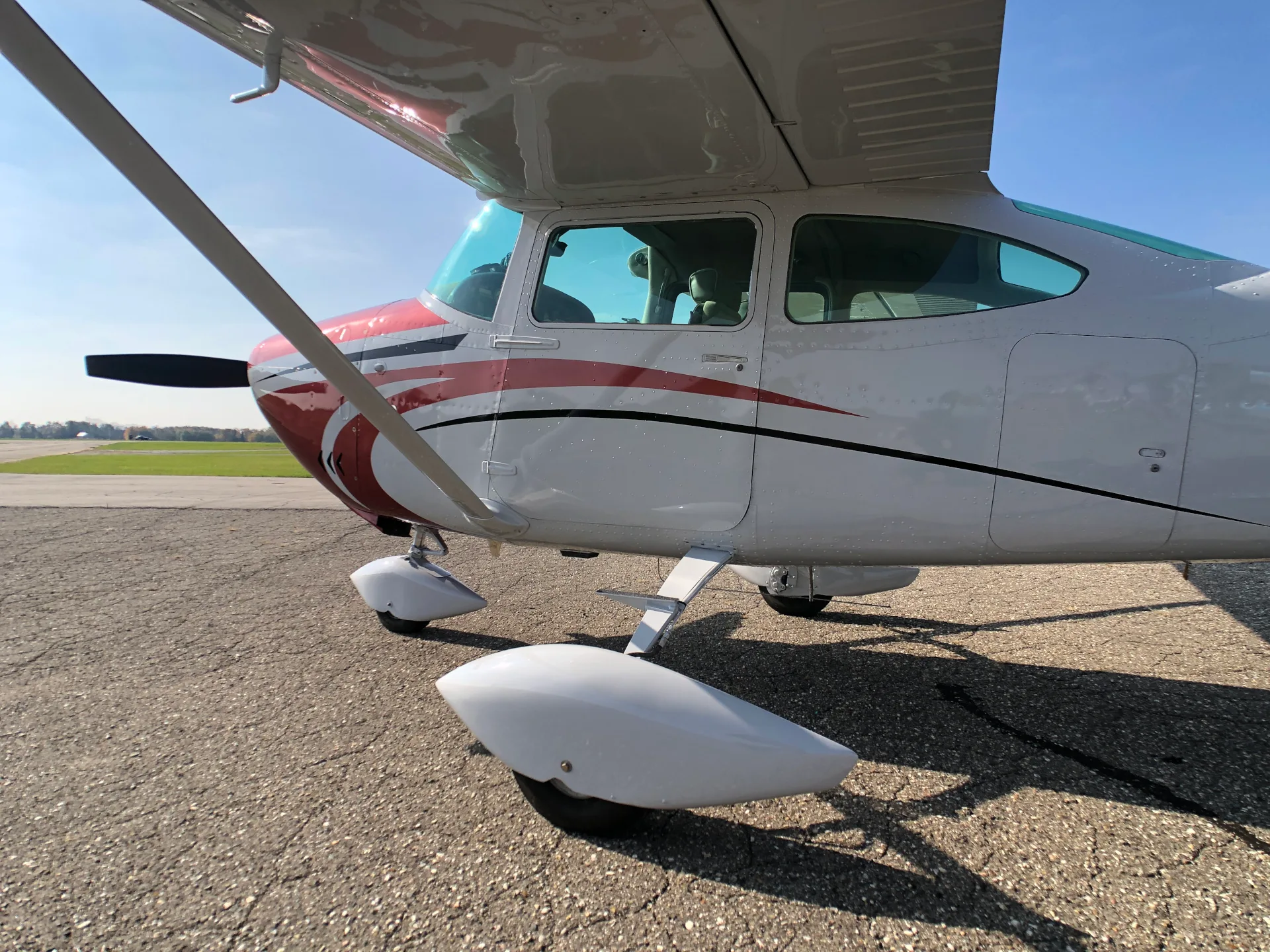 Exterior view of a 1964 Cessna 182, N3401S.