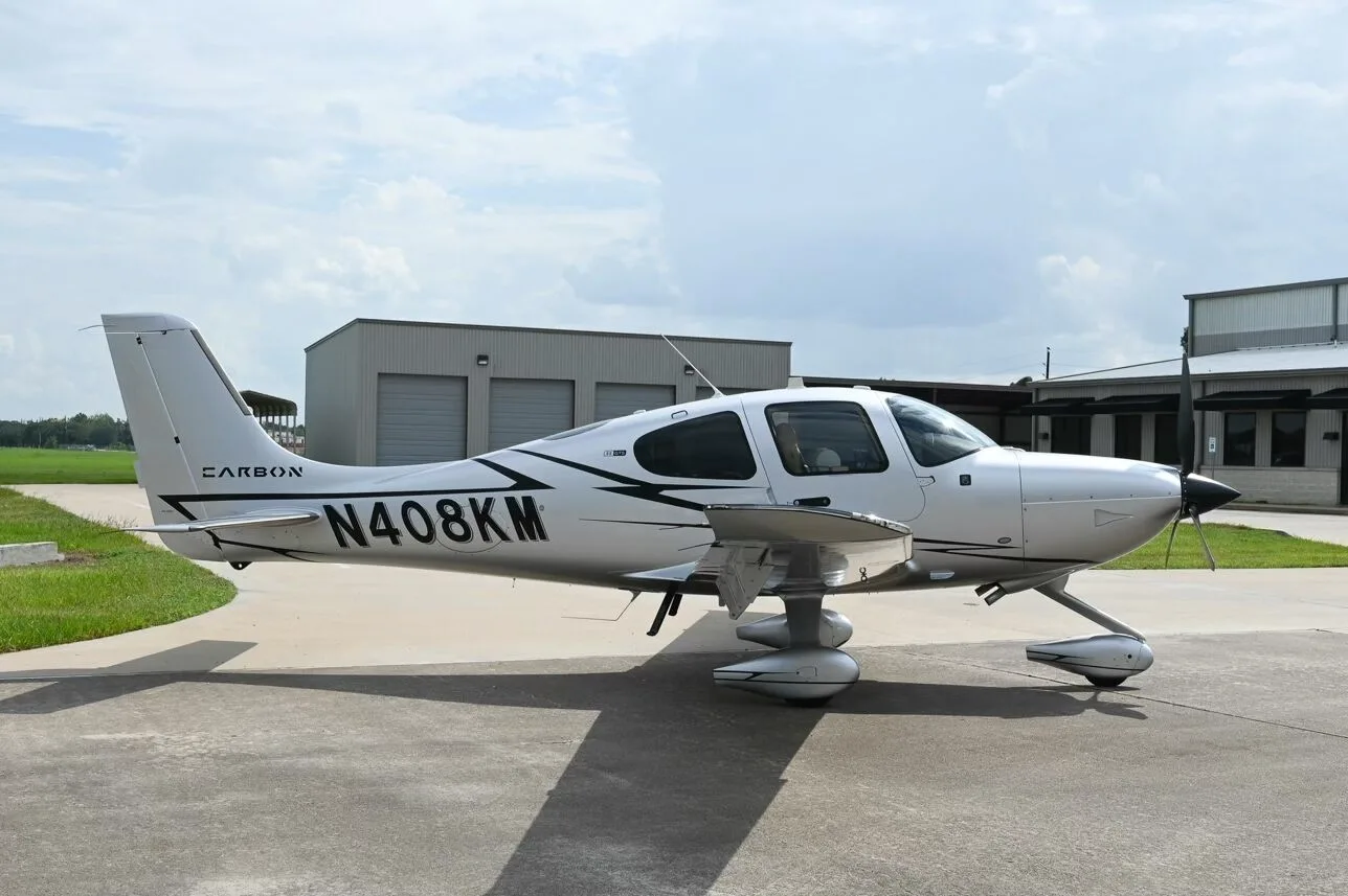 N408KM SR22-G6 GTS