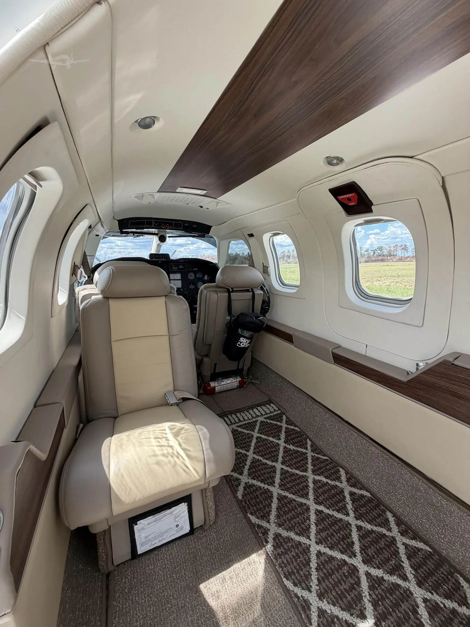 Cabin interior of a 1991 DAHER TBM 700.