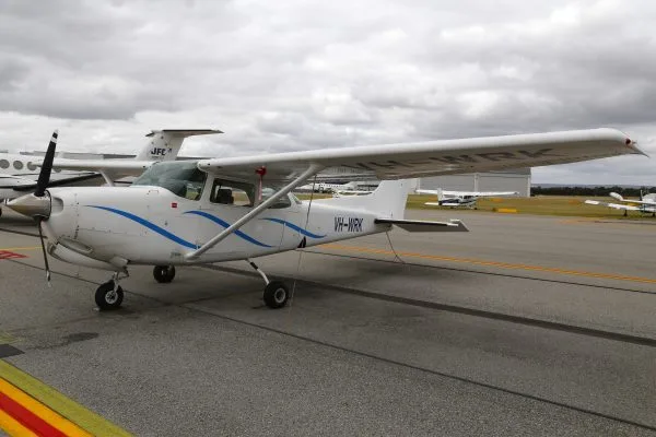 Cabin interior of a 1981 Cessna 172R.