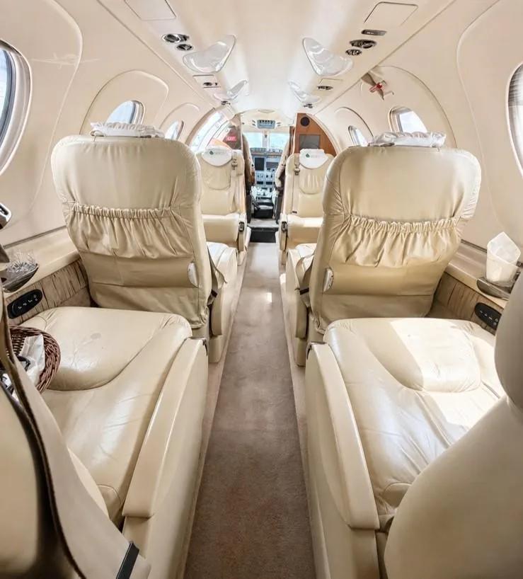 Cabin interior of a 2001 BEECHCRAFT PREMIER I.