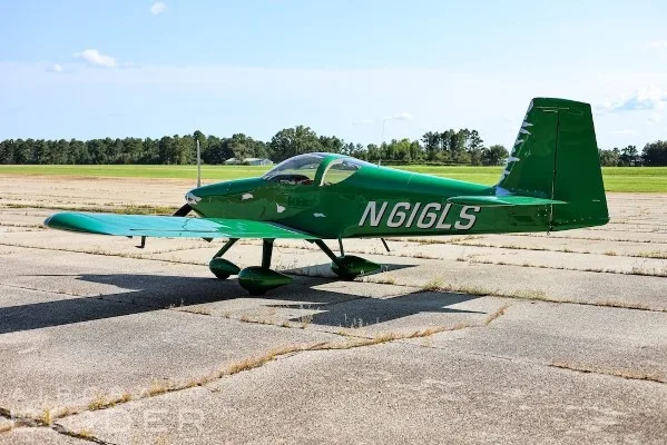 Exterior view of a 2013 Vans RV9, RV-9A.