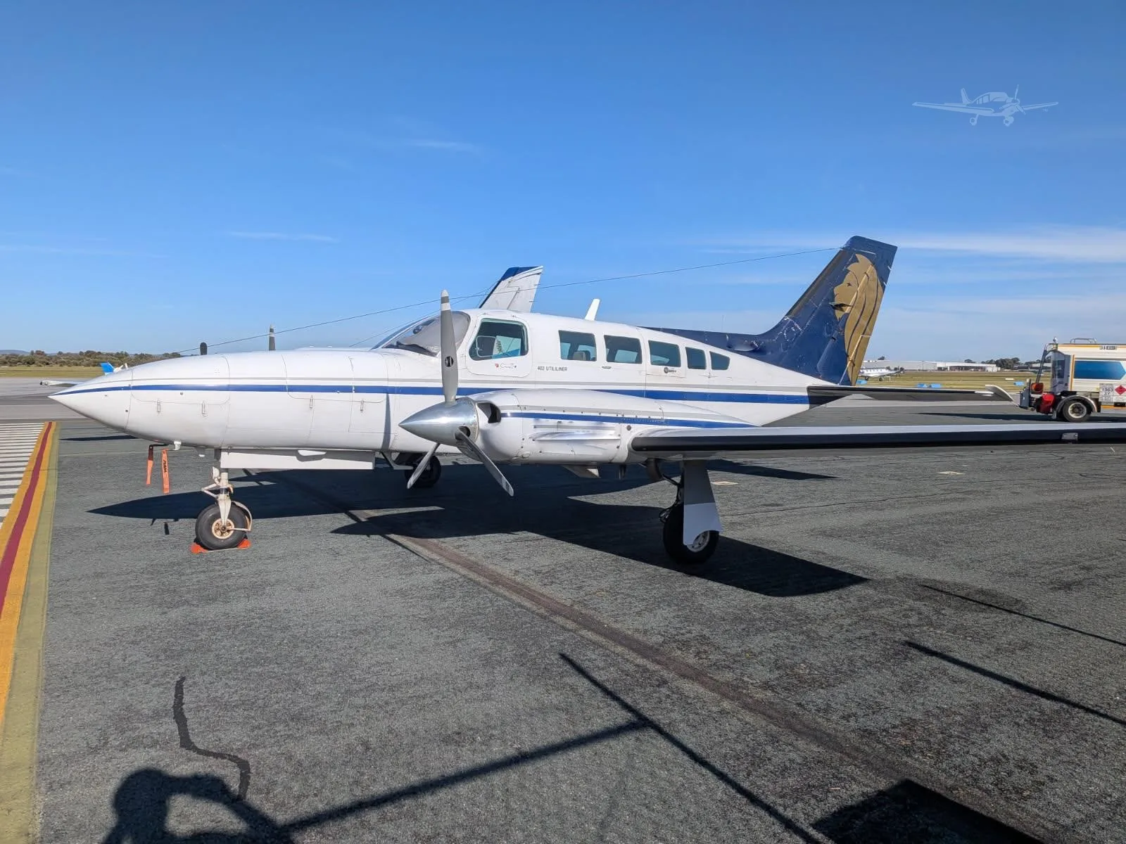 Exterior view of a 1984 CESSNA 402C.