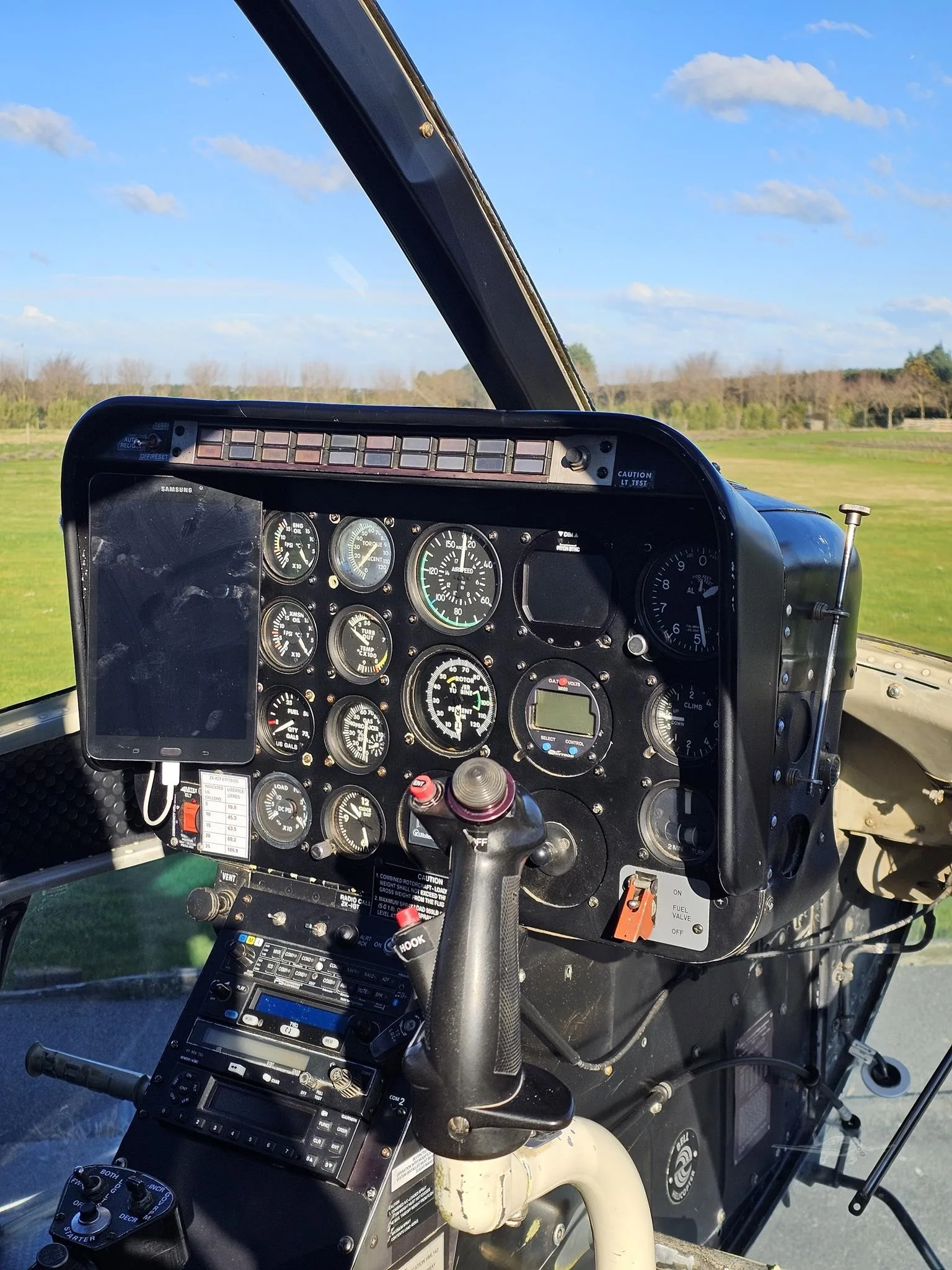 Avionics suite of a 1980 BELL 206B III.