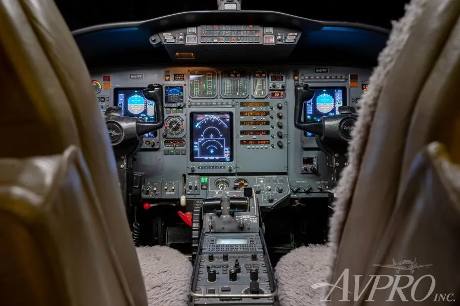 Cockpit and instrument panel of a 2001 CESSNA CITATION BRAVO.