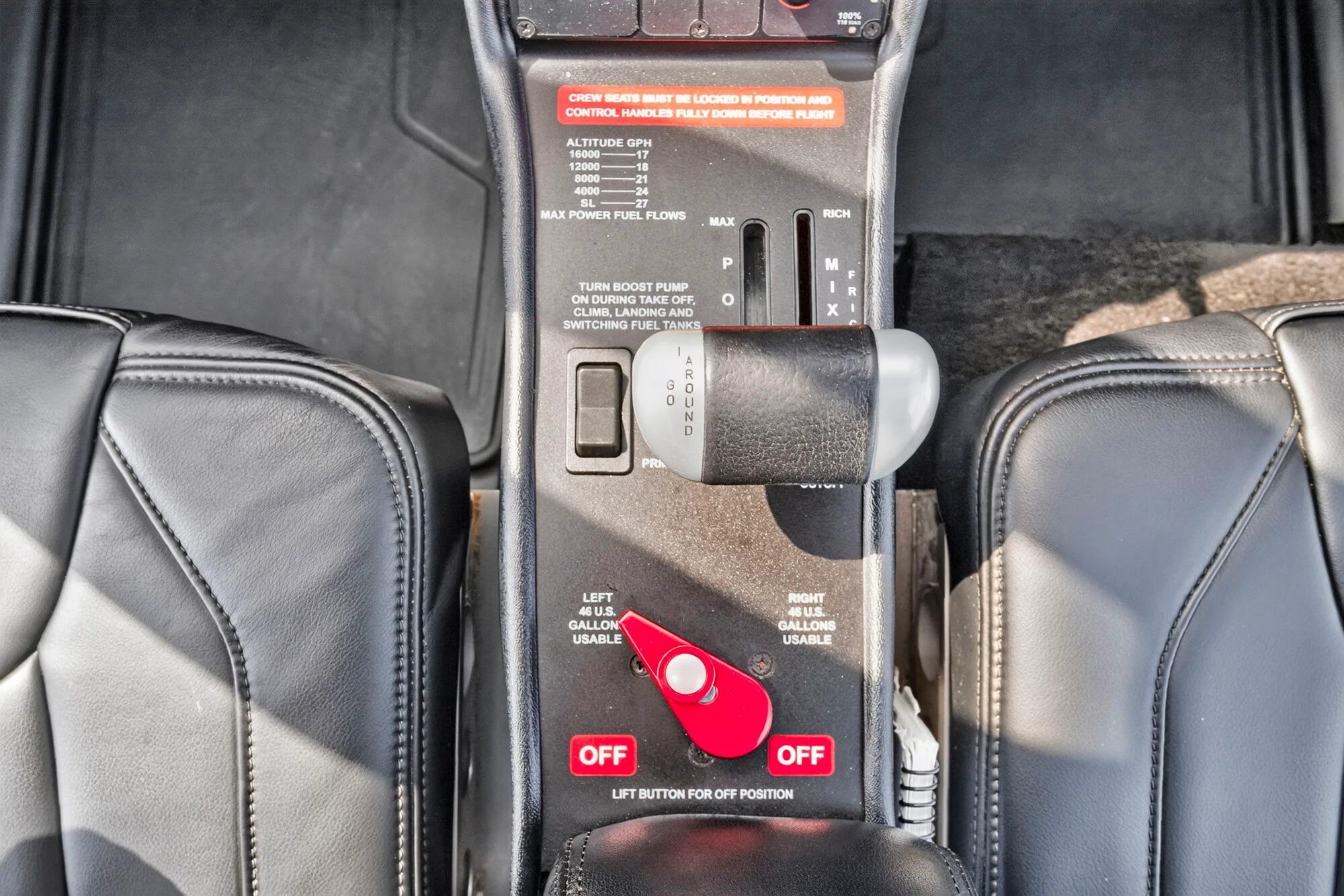 Cabin interior of a 2014 Cirrus SR22 G5.