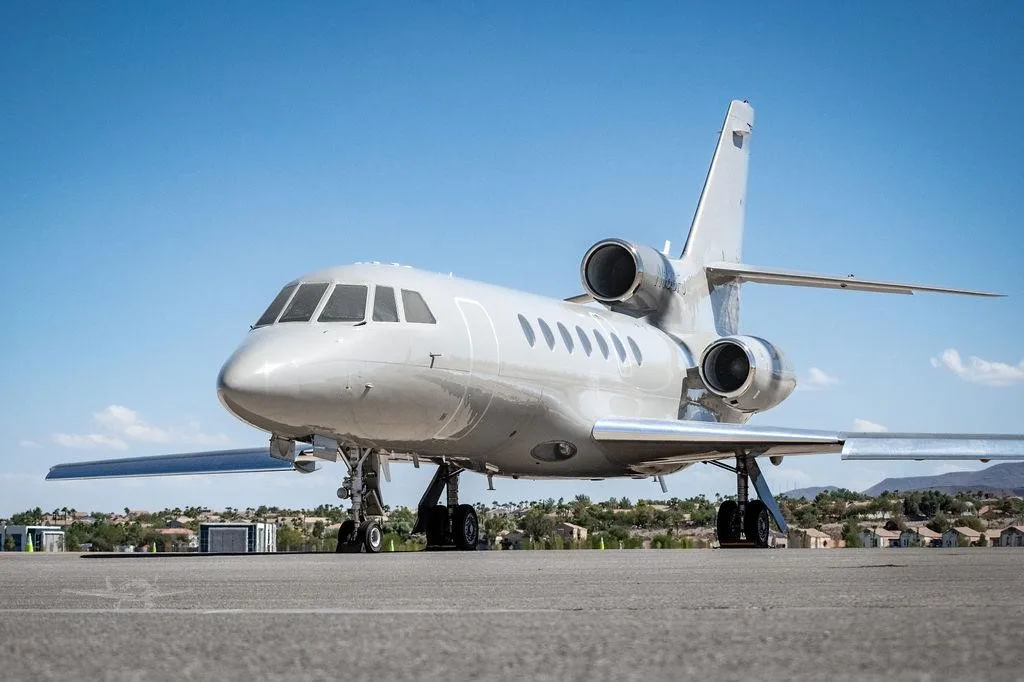 Exterior view of a 1989 DASSAULT FALCON 50, N188FJ.