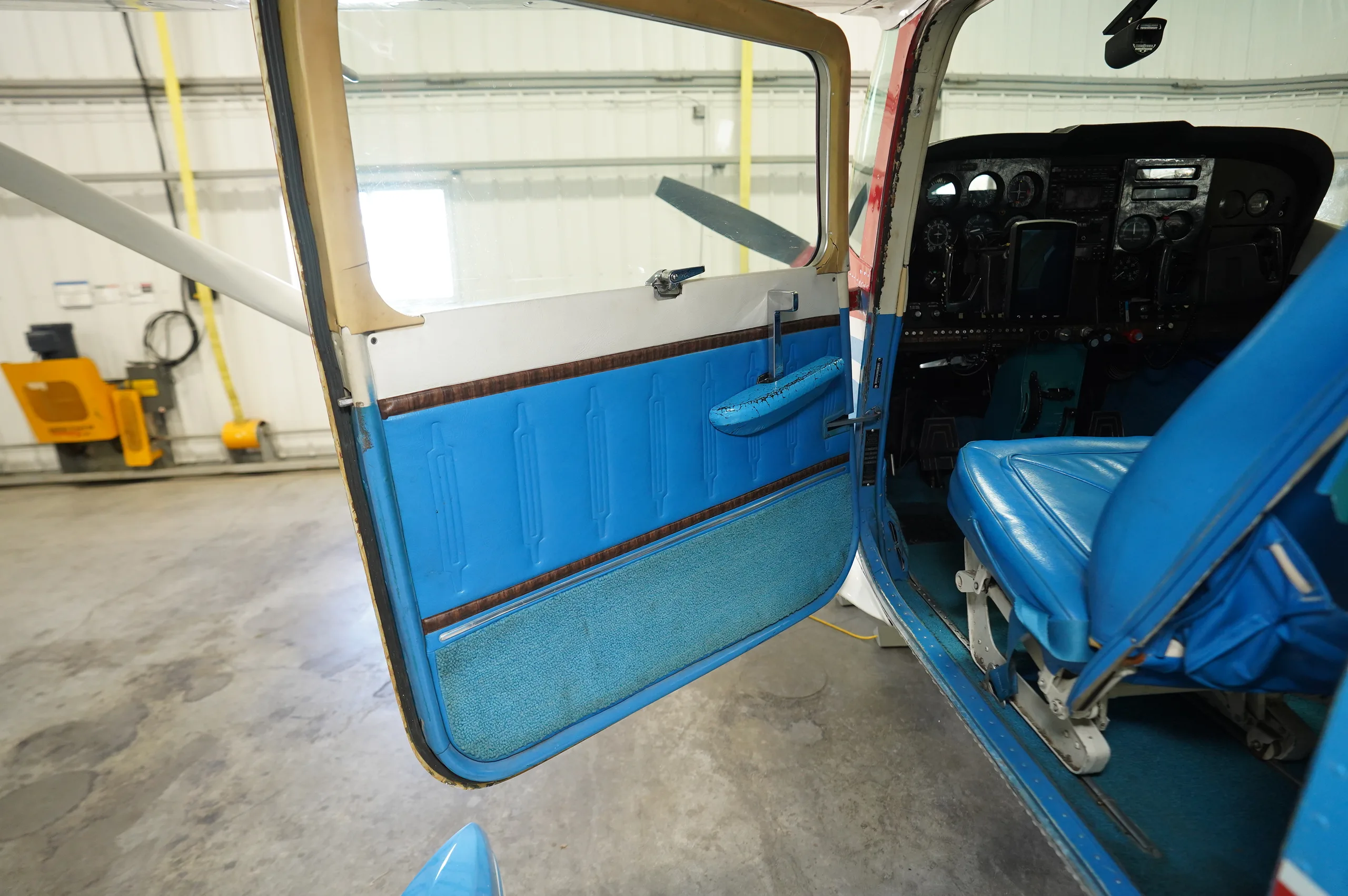 Exterior view of a 1974 Cessna 182P, N52735.