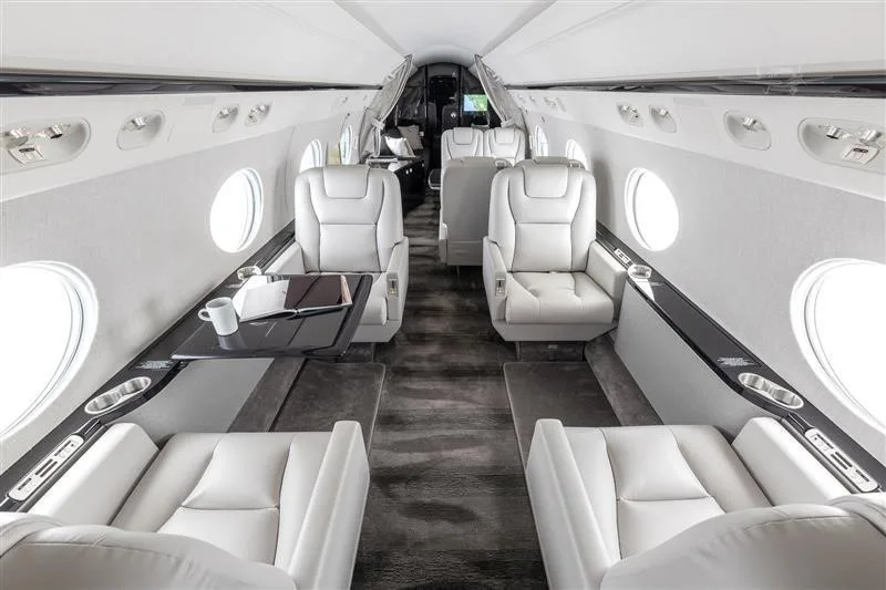 Cabin interior of a 2006 GULFSTREAM G450.