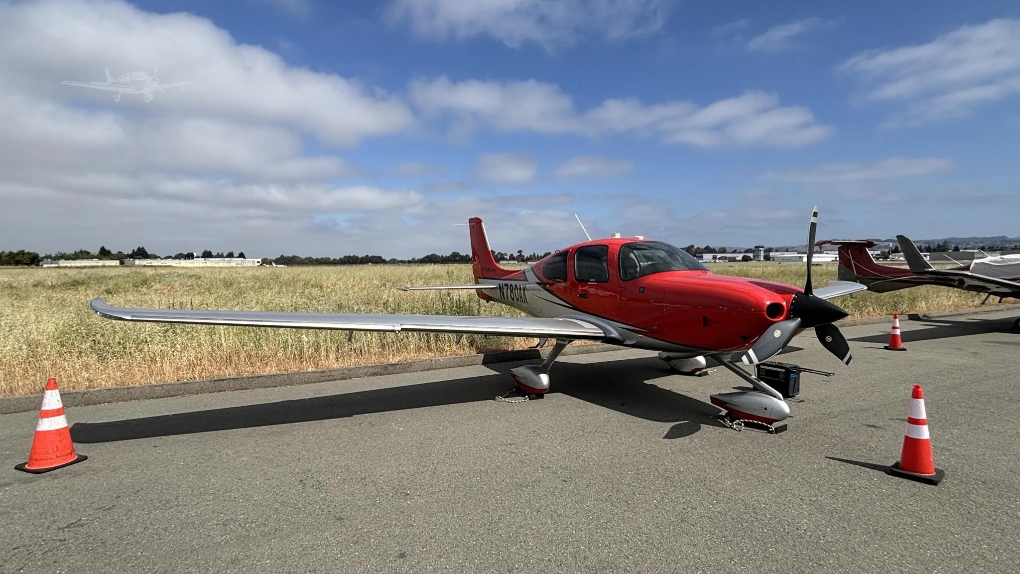 Exterior view of a 2020 CIRRUS SR22 TURBO.