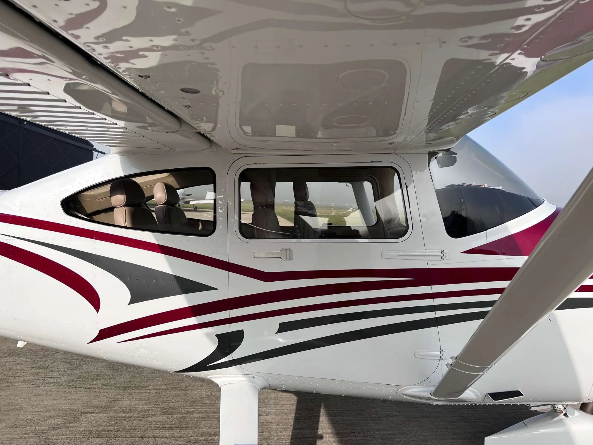 Exterior view of a 2016 Cessna 182-T Skylane.