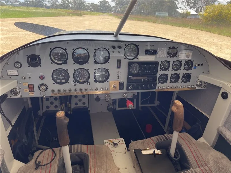 Cockpit and instrument panel of a 2003 Vans RV 9.