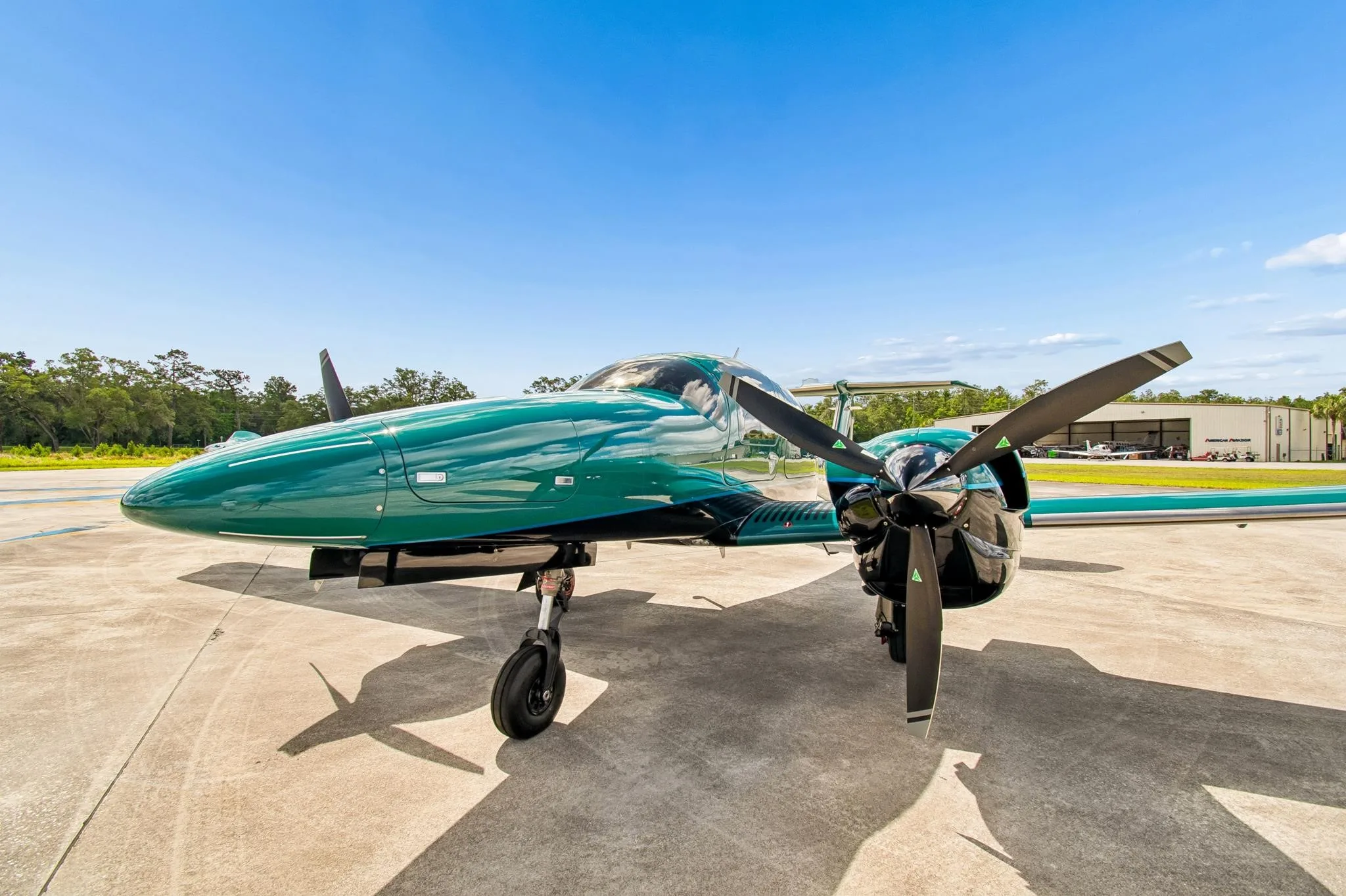 Exterior view of a 2025 DIAMOND DA62, N642GC.
