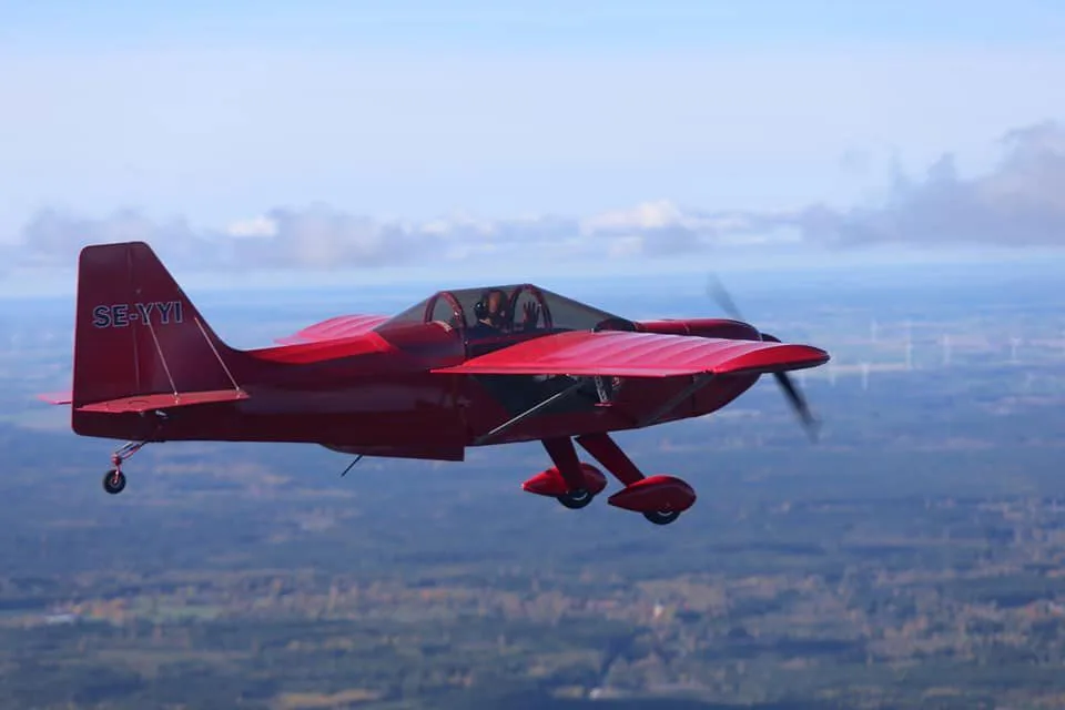 Marketing image of a 2010 Rans S-9 Chaos.