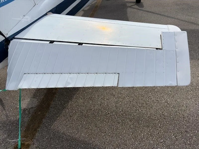 Exterior view of a 1978 CESSNA 172N SKYHAWK, N1591E.