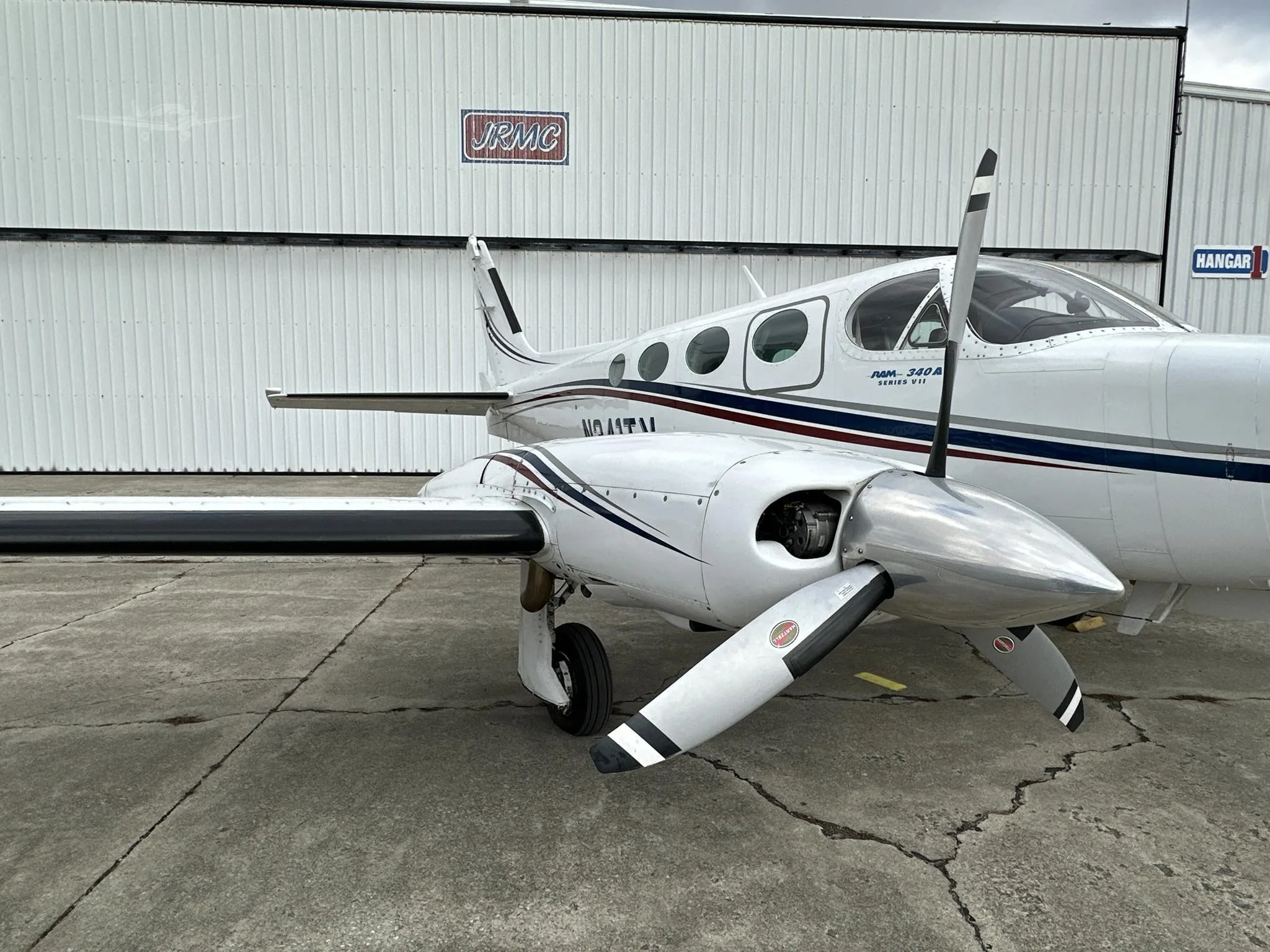 Exterior view of a 1981 CESSNA 340A, N341TV.