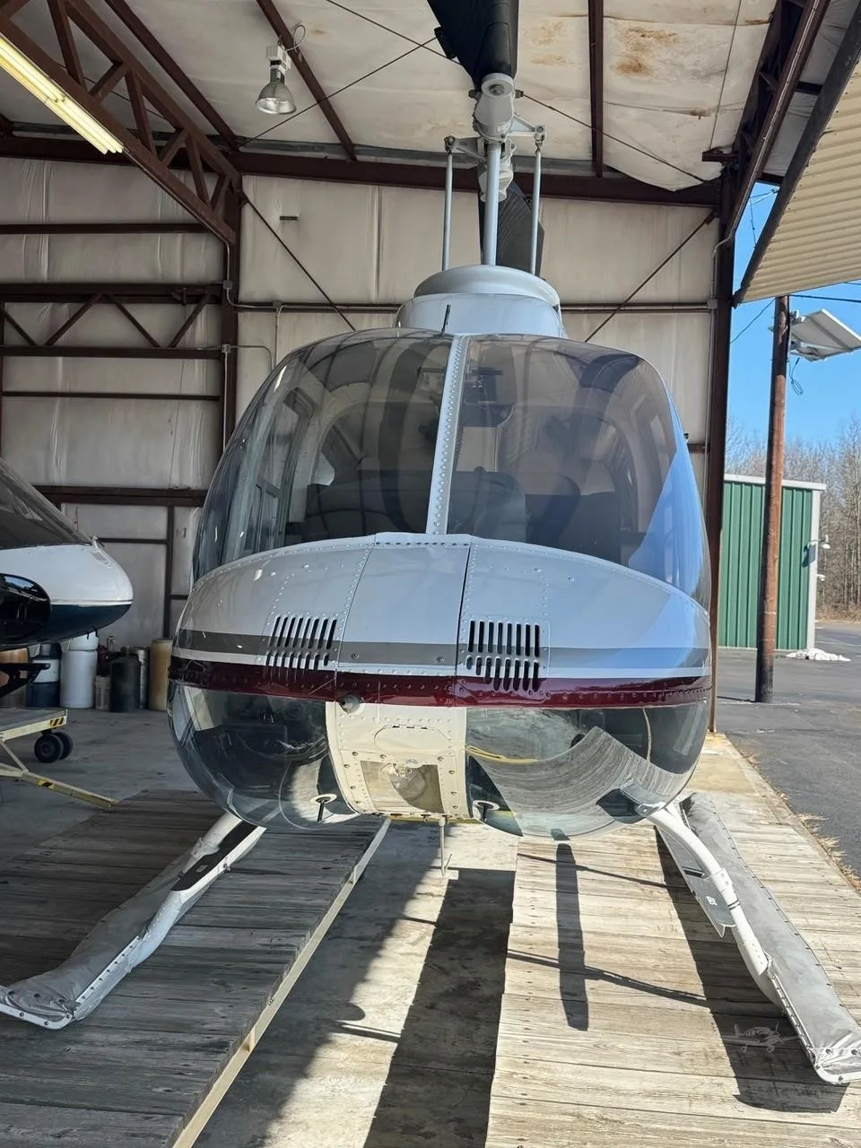 Exterior view of a BELL 206B III.