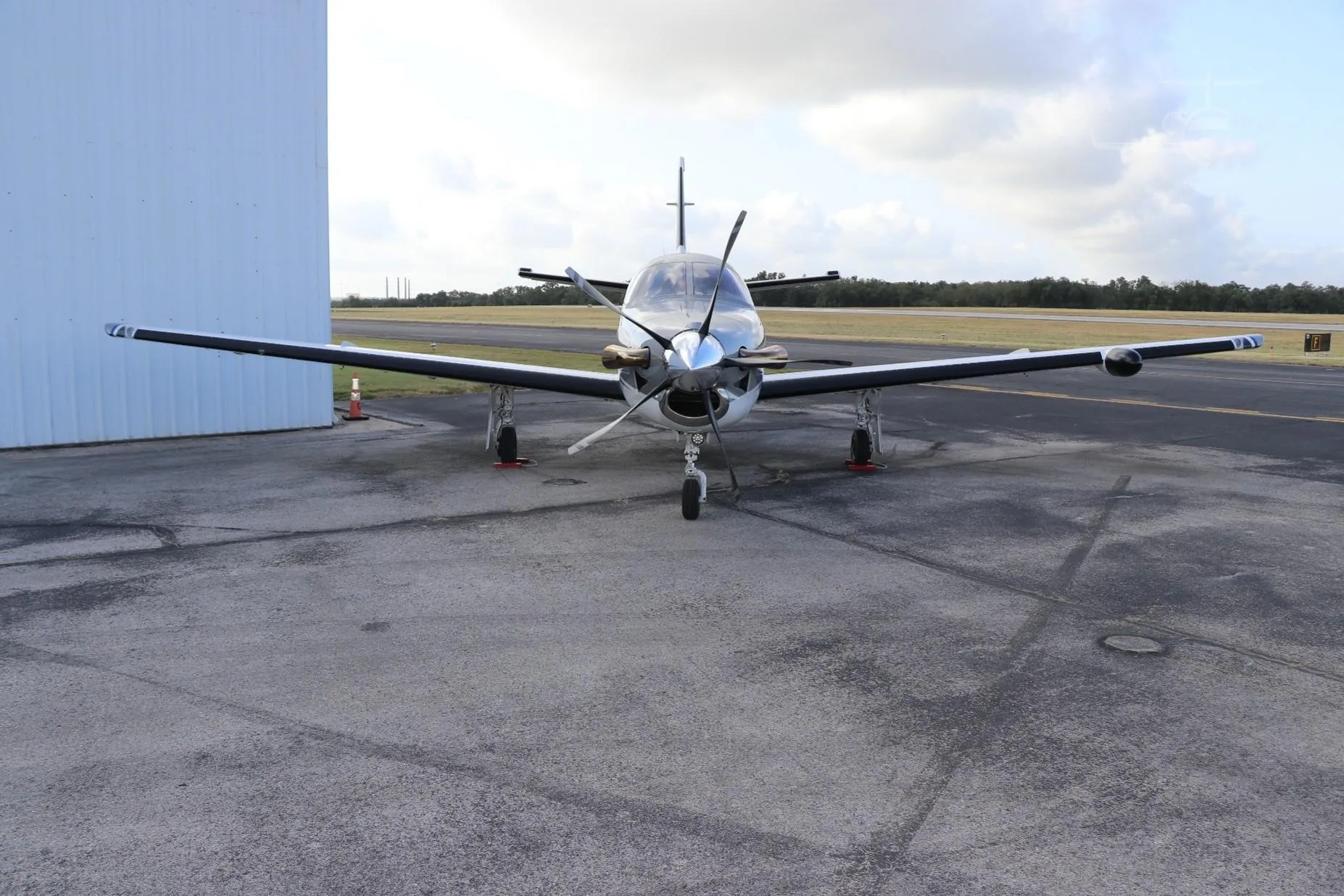N850WA - 2011 Daher TBM 850