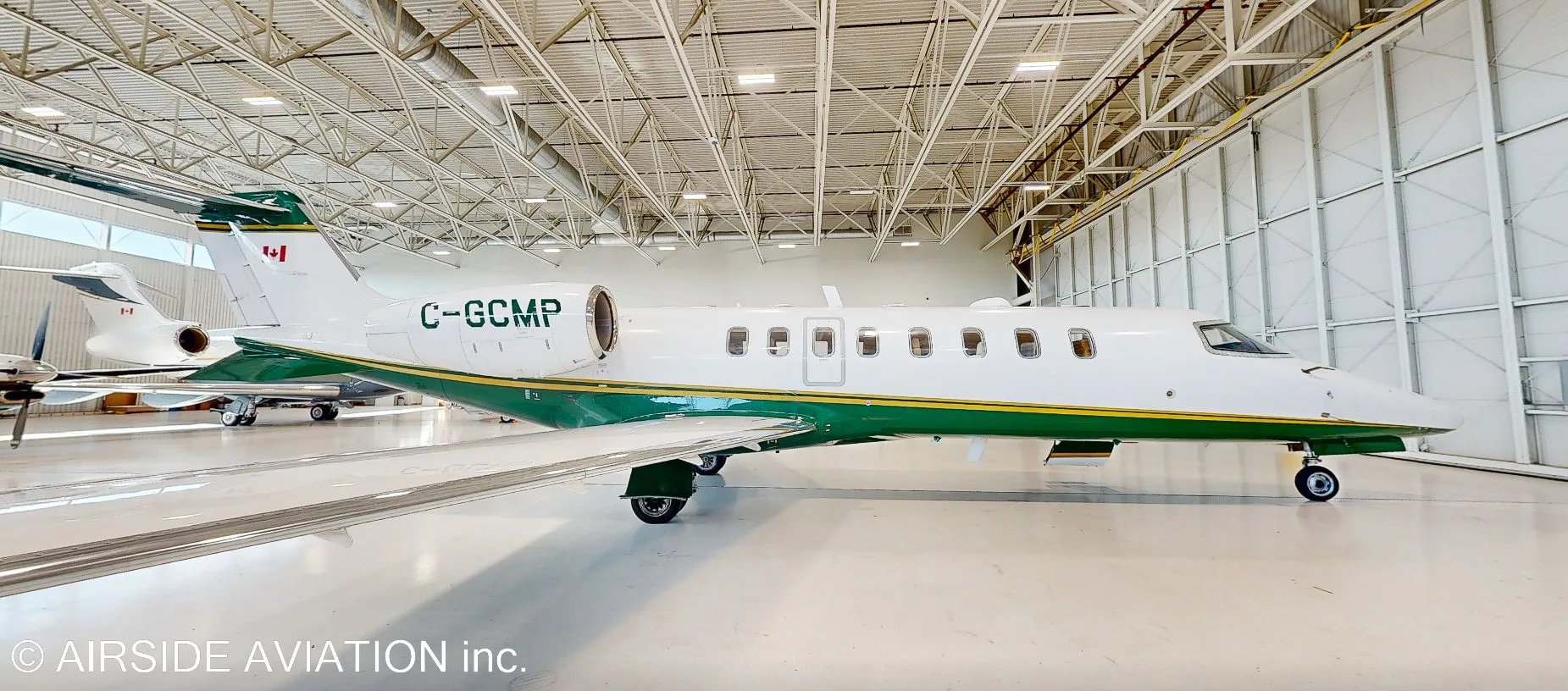 Exterior view of a 2012 Jet.