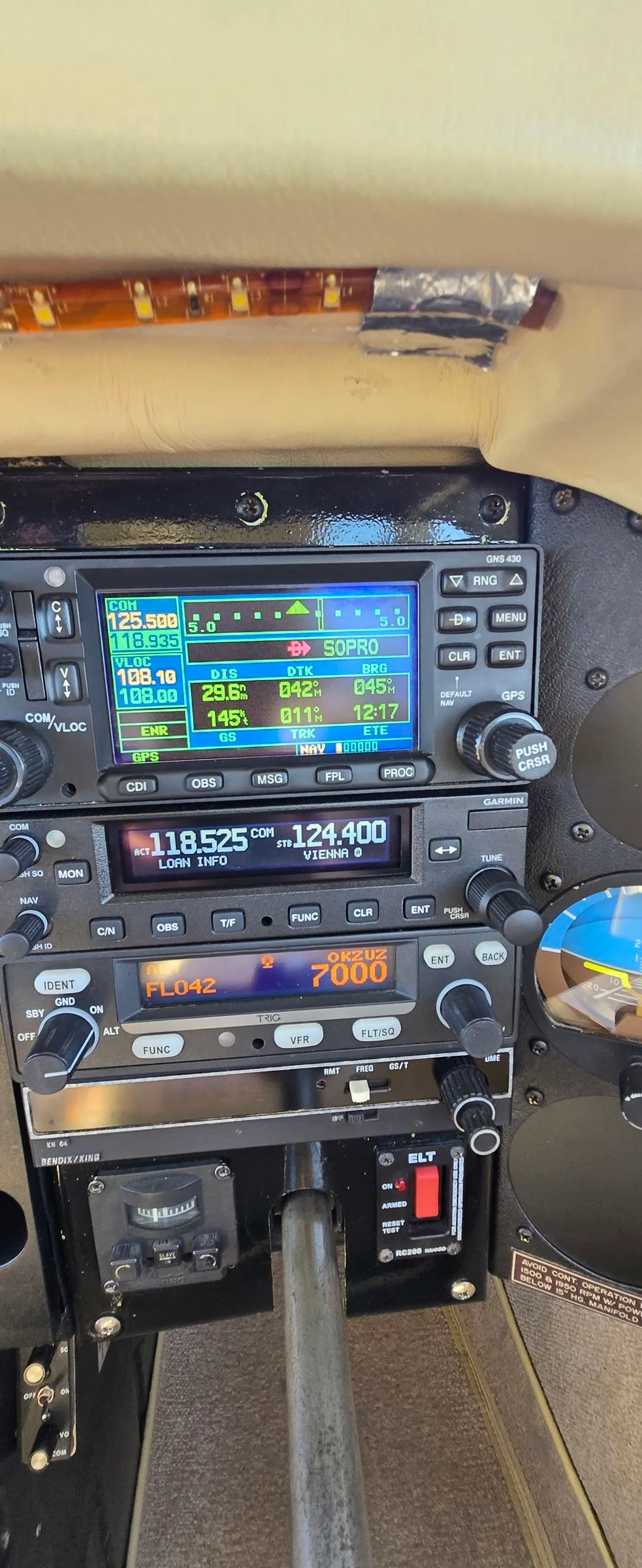 Avionics suite of a 1979 Mooney M20J 201.