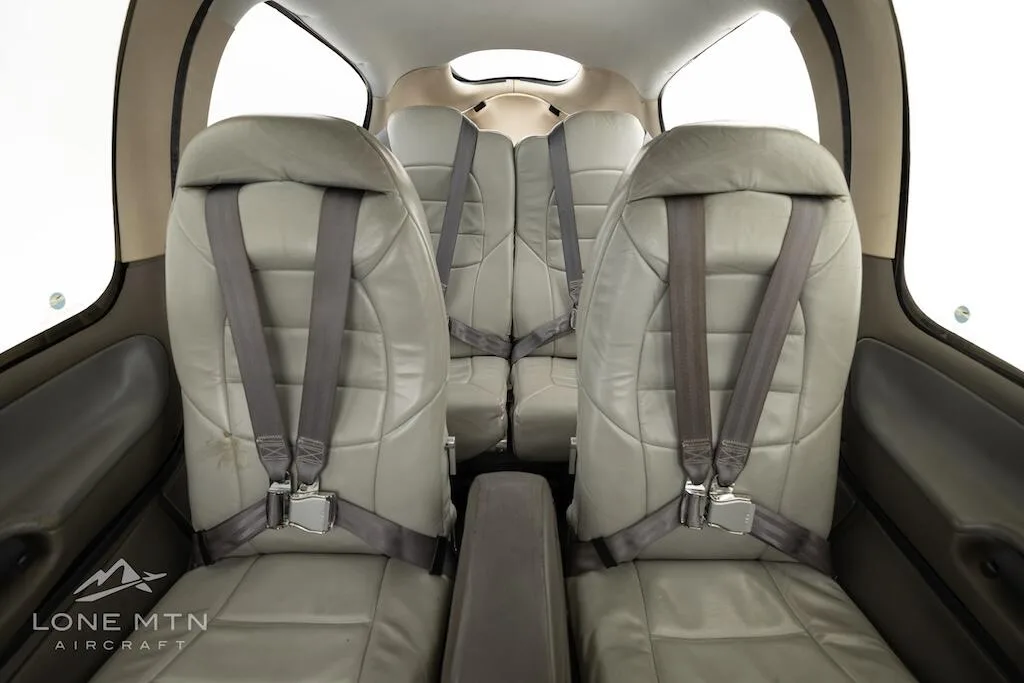 Cabin interior of a 2002 Cirrus SR22 G1.