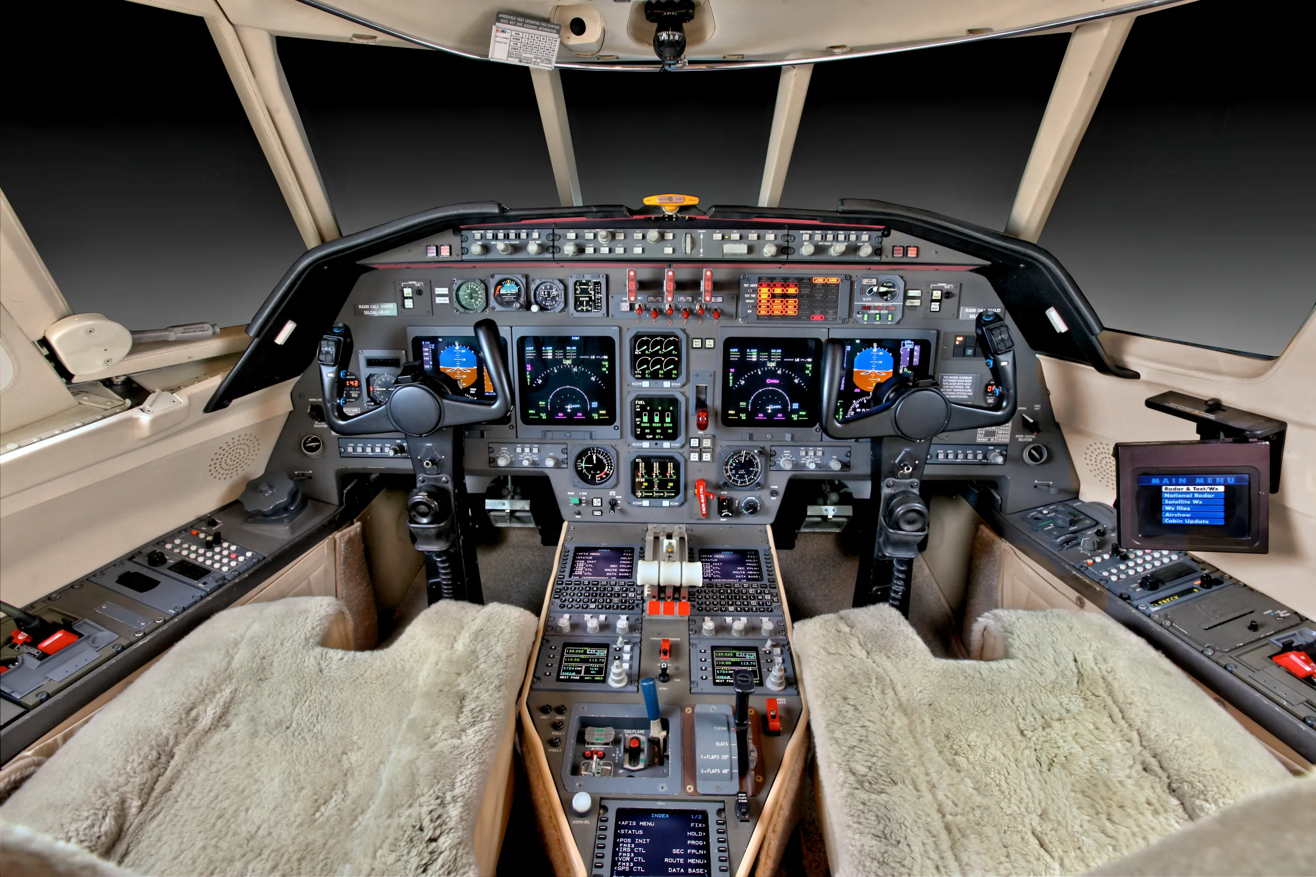 Cockpit and instrument panel of a 1999 Dassault falcon 50ex 0281.