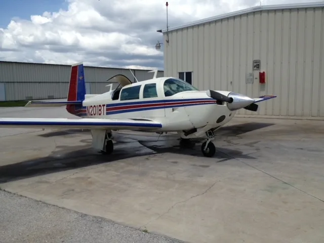 Exterior view of a 1978 Mooney M20 Series.