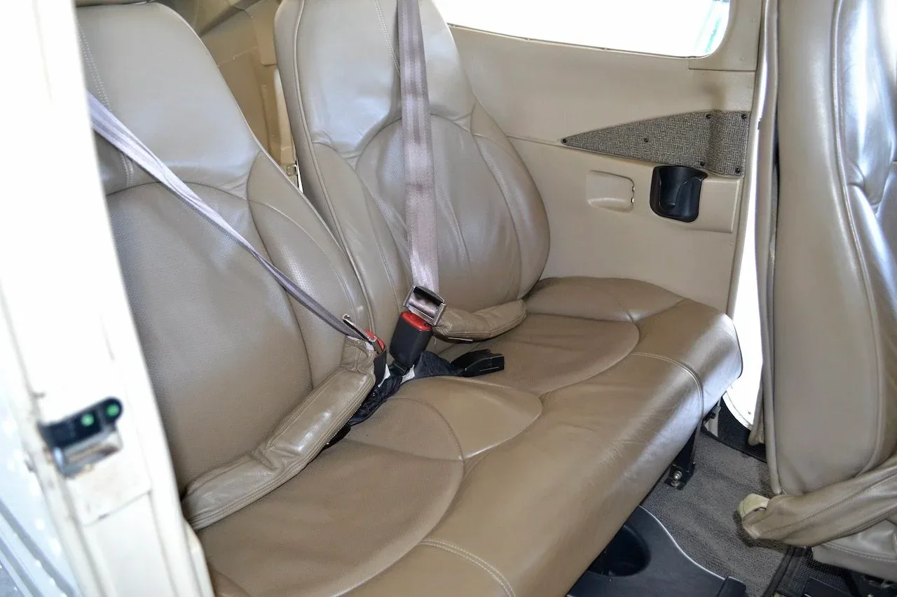 Cabin interior of a 2005 Cessna 182T Skylane.