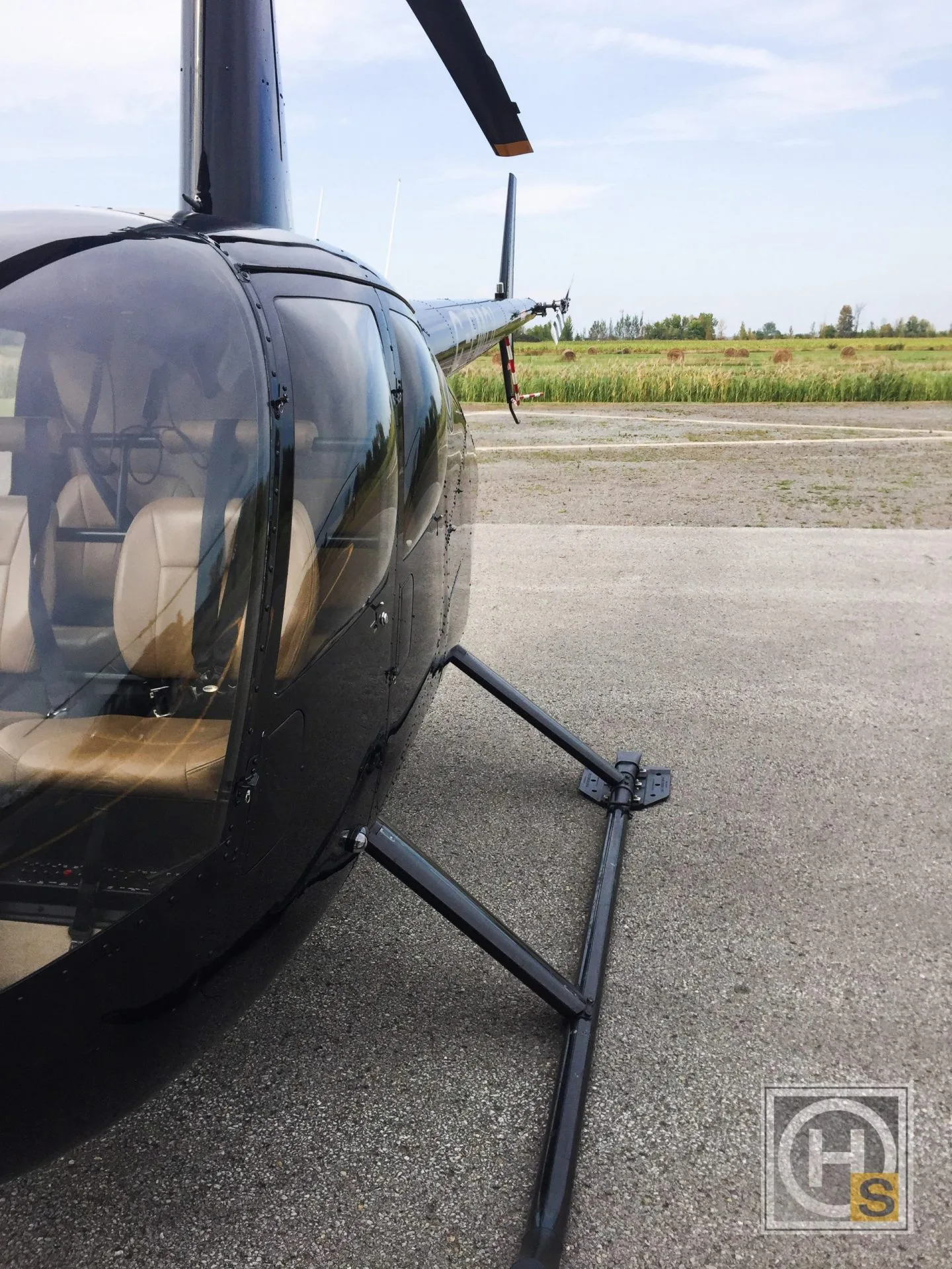 Exterior view of a 2013 Robinson R44 RAVEN I.