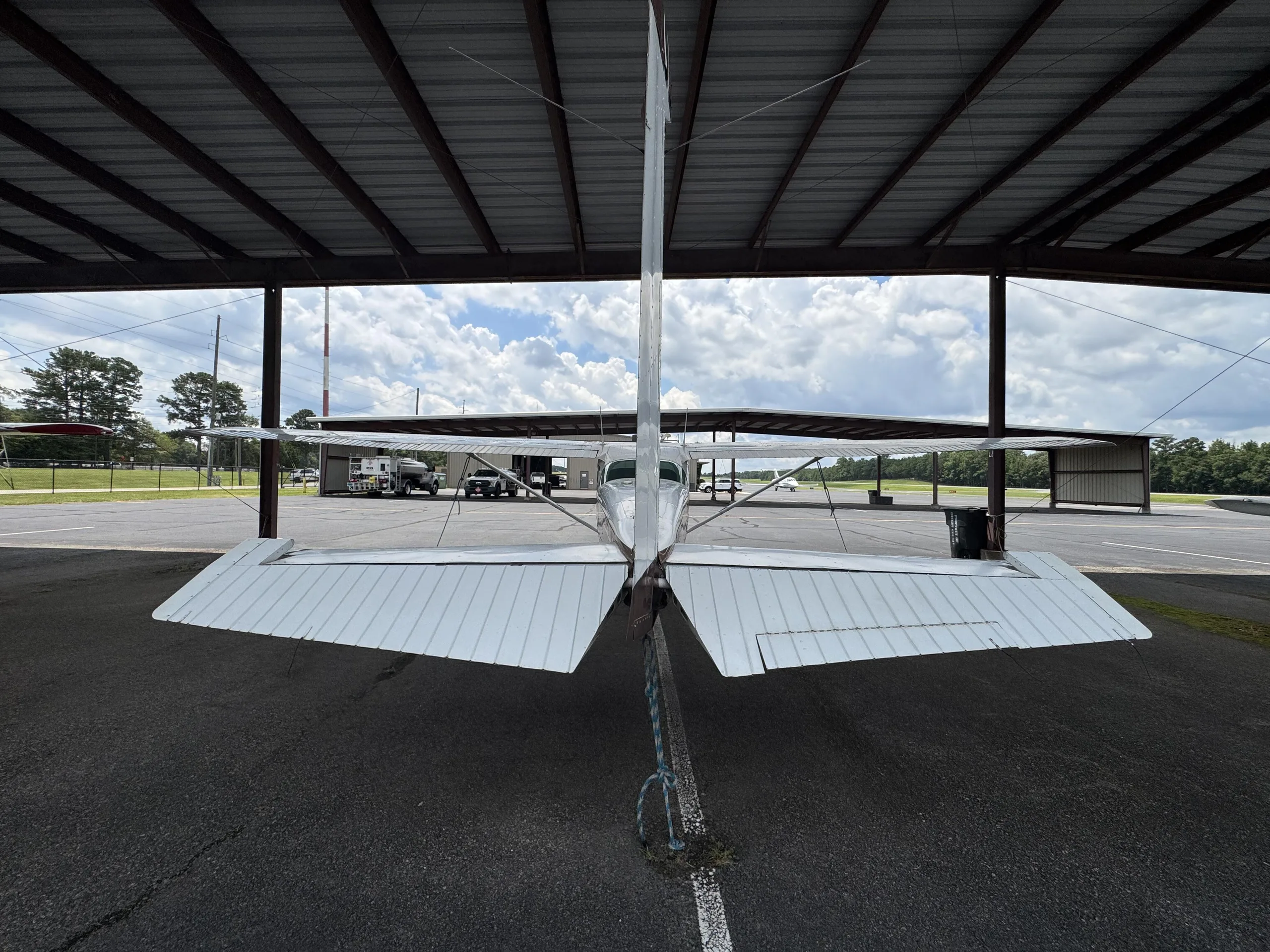 Exterior view of a 1980 Cessna 172N Skyhawk.