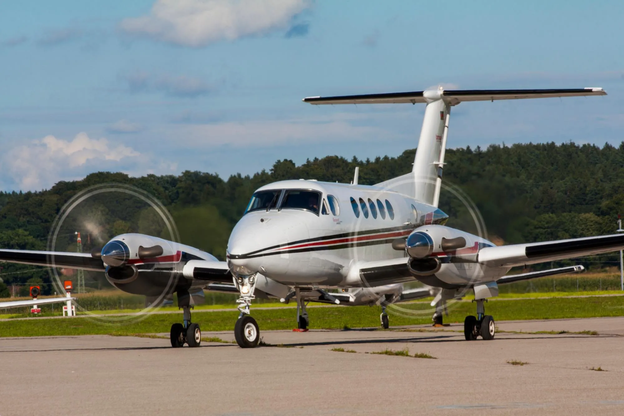 Exterior view of a 1981 Hawker King Air B200.