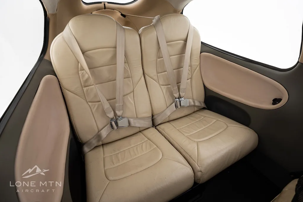 Cabin interior of a 2001 Cirrus SR22 G1.