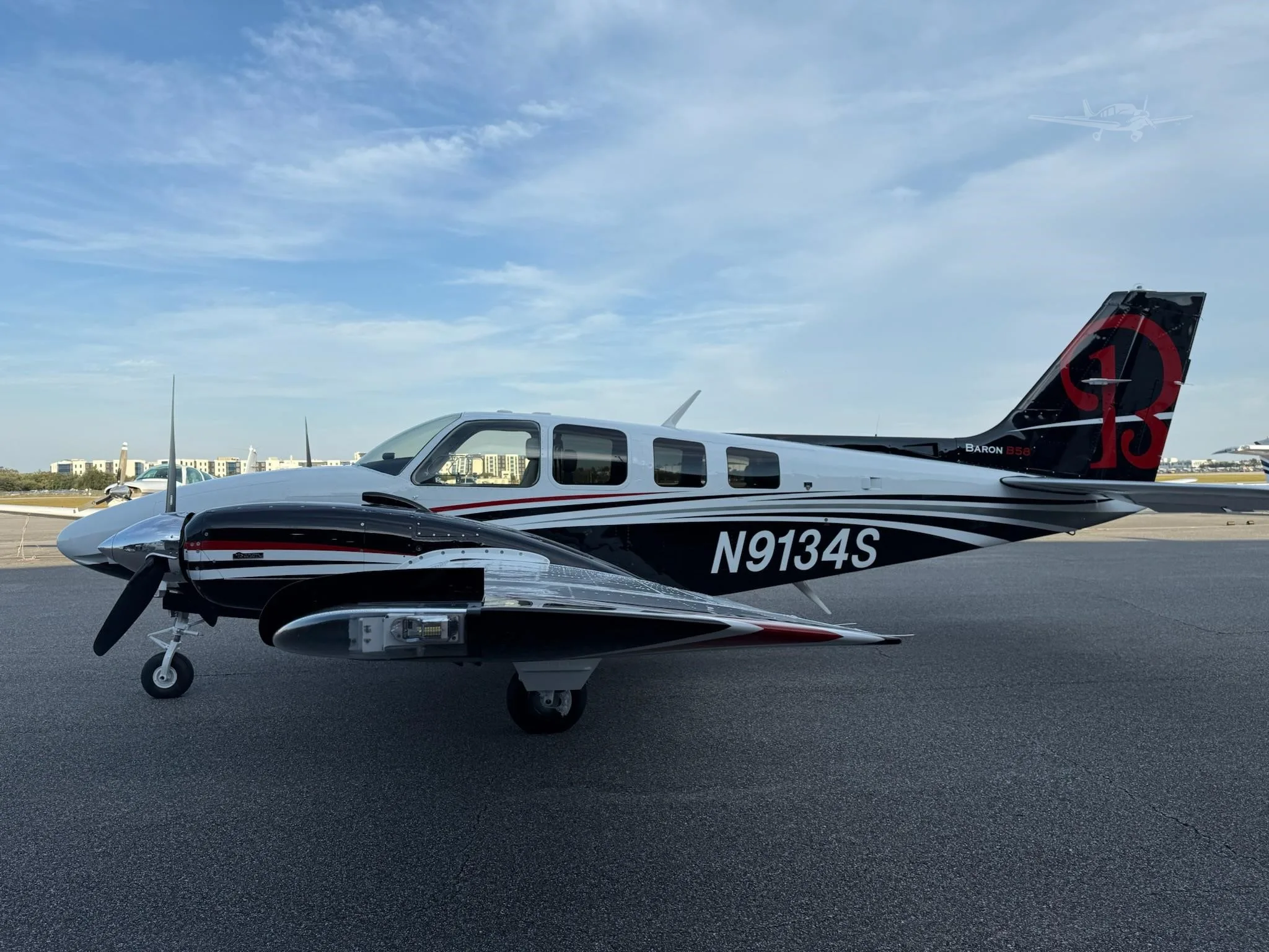 Exterior view of a 1976 BEECHCRAFT 58 BARON, N9134S.