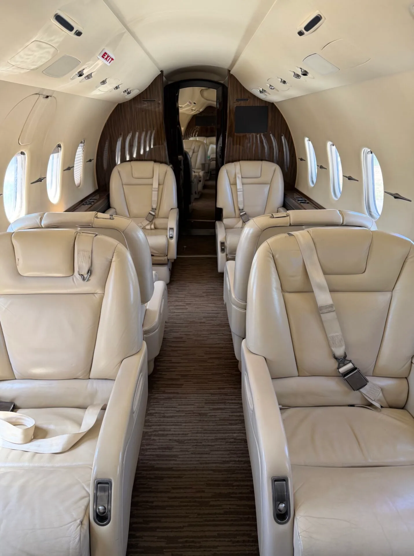 Cabin interior of a 2009 Hawker 4000.