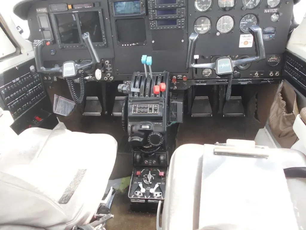 Cockpit and instrument panel of a 1985 Piper Chieftain.